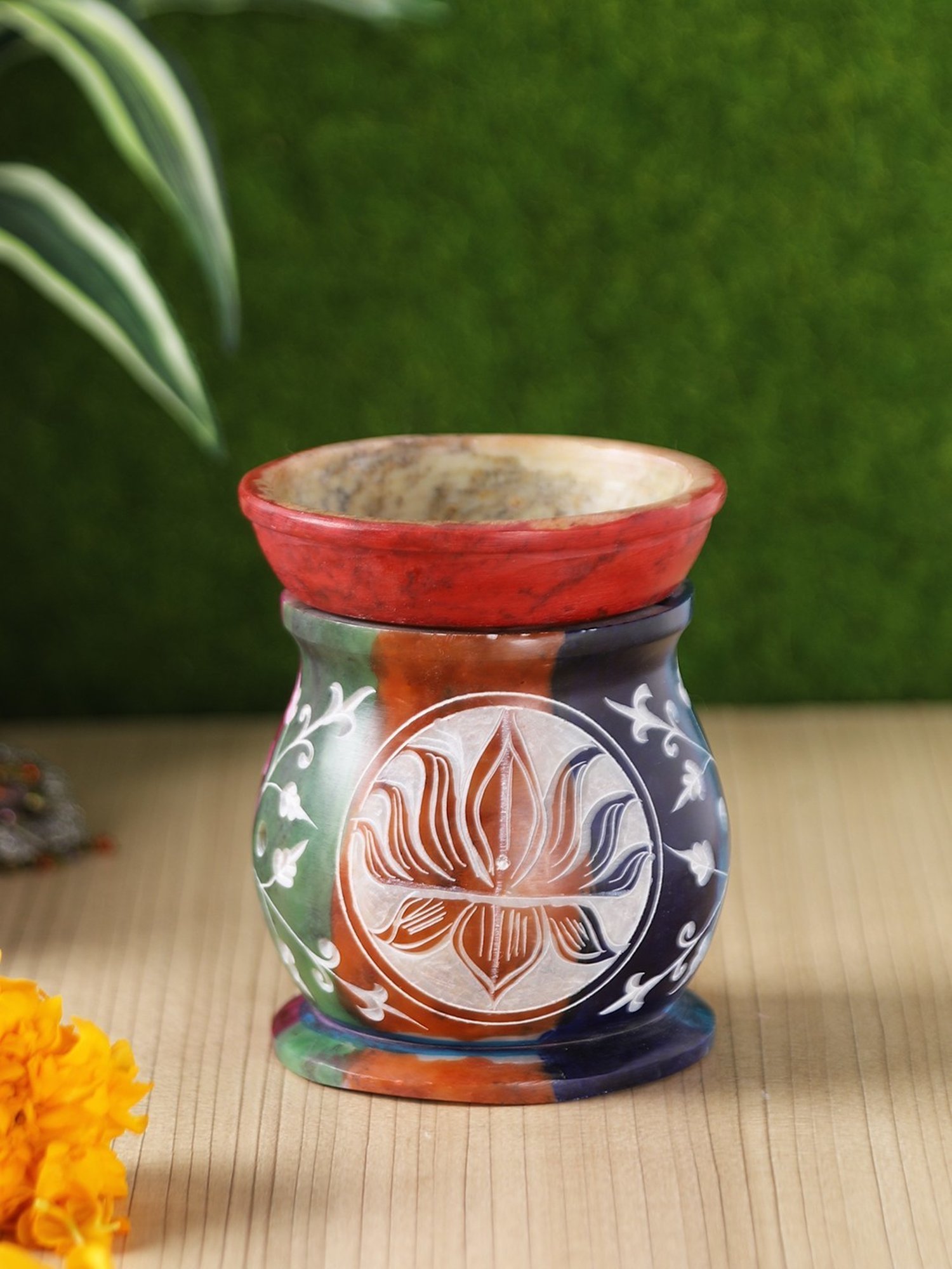 Aapno Rajasthan Multicolor Oil Diffuser