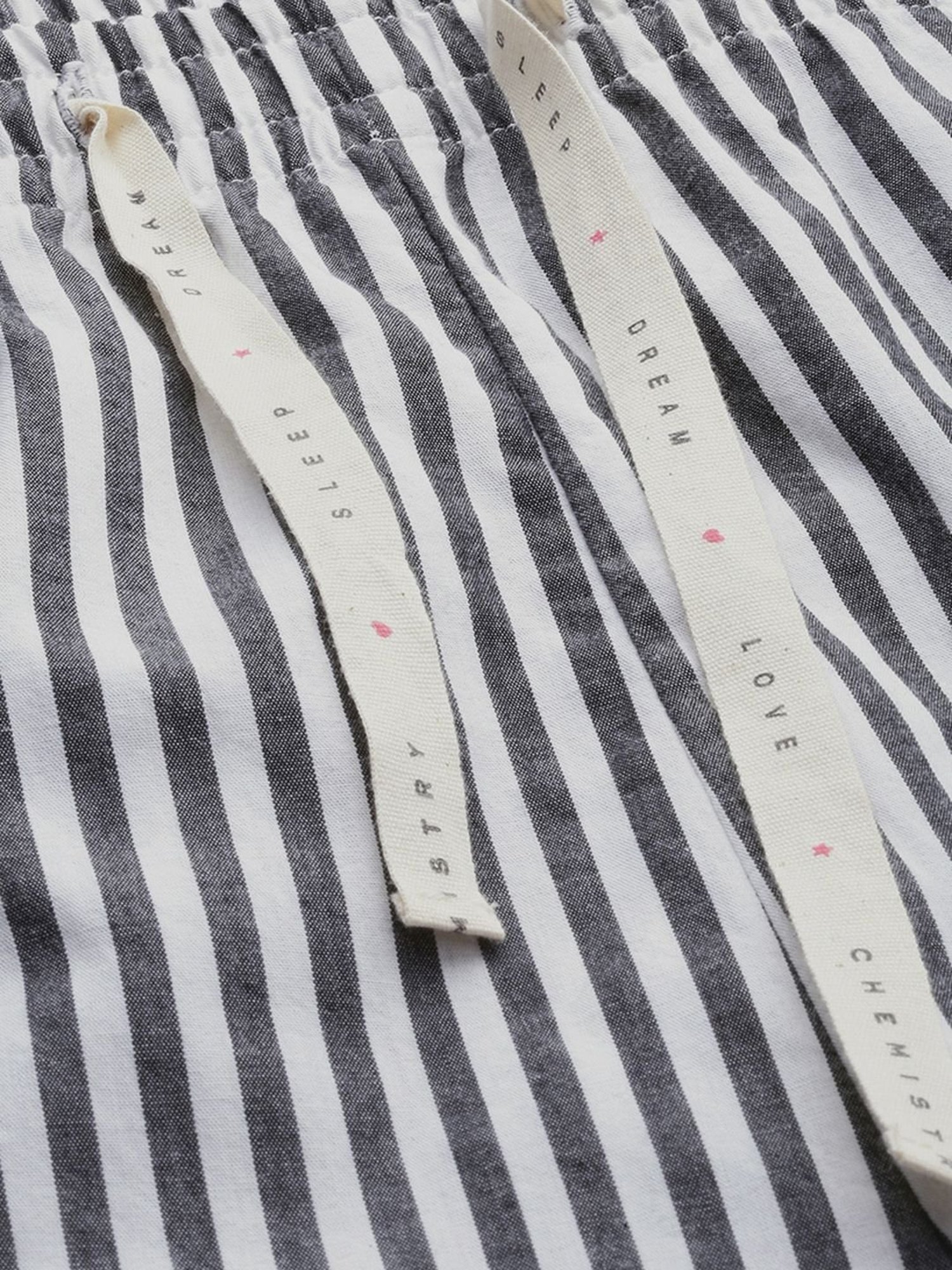 Chemistry Black & White Cotton Printed T-Shirt Pyjama Set