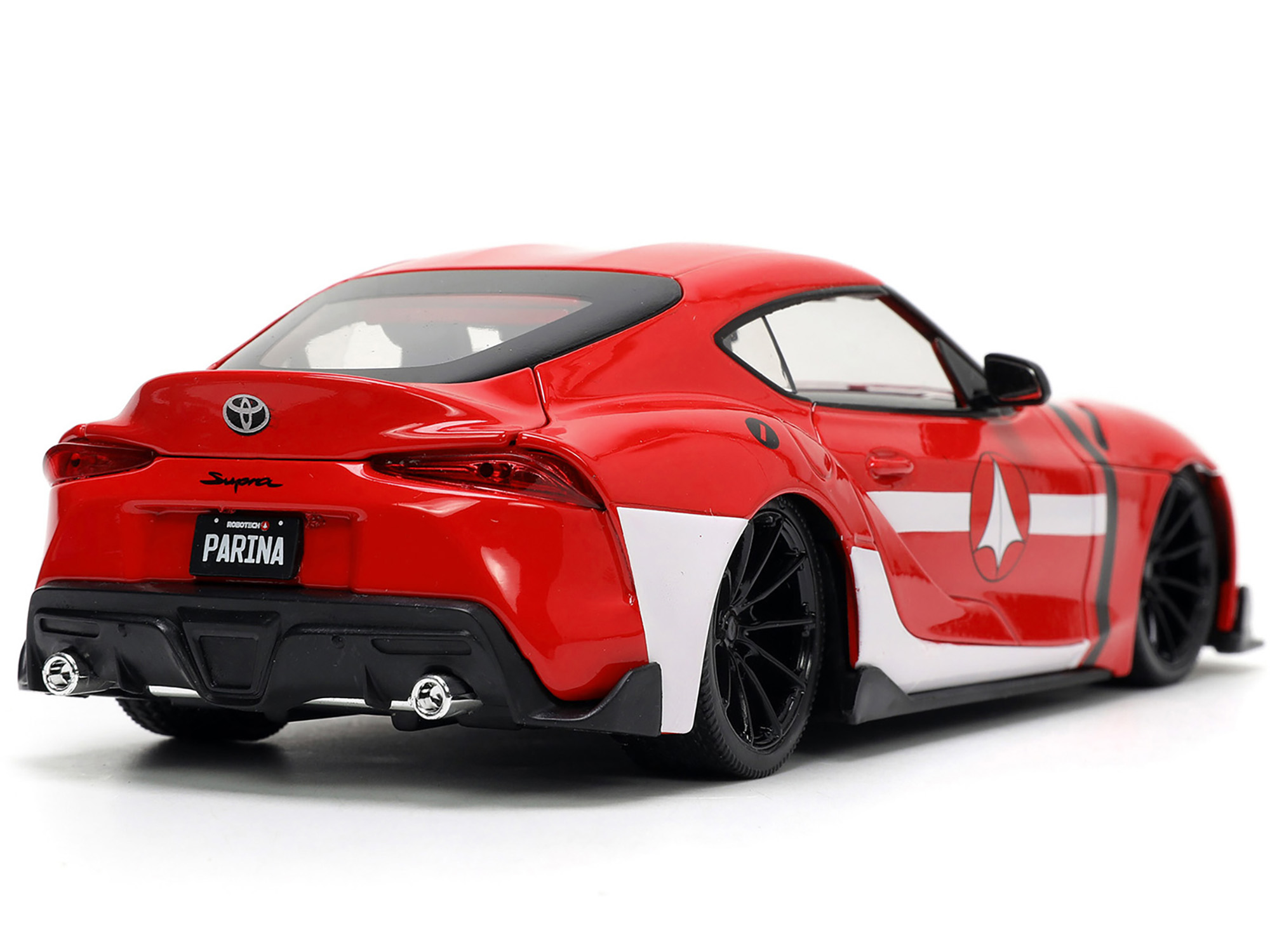 1967 Toyota 2000GT Convertible White (James Bond 007) "You Only Live Twice" (1967) Movie "Pop Culture" Series 1/64 Diecast Model Car by Johnny Lightning