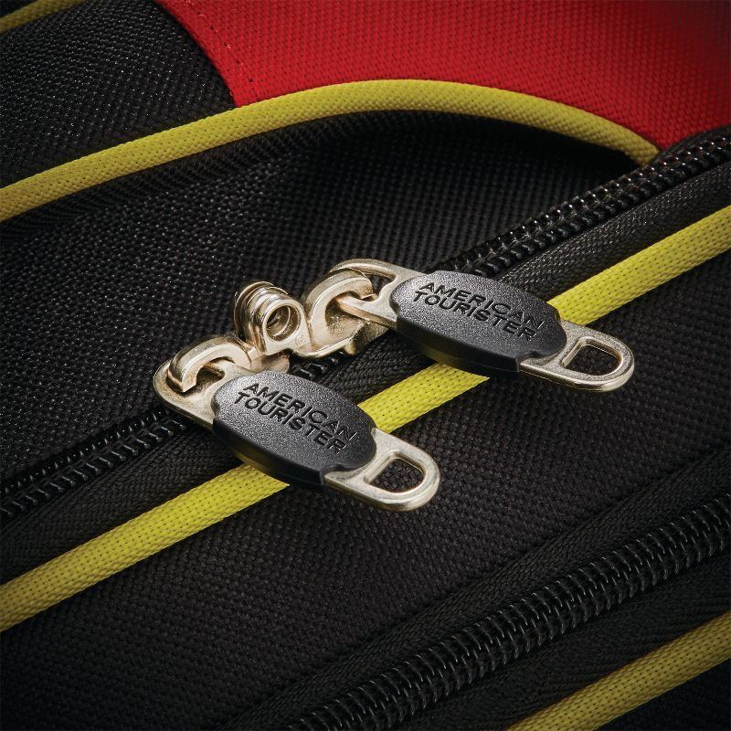 American Tourister 18'' Minnie Mouse Upright Hardside Suitcase