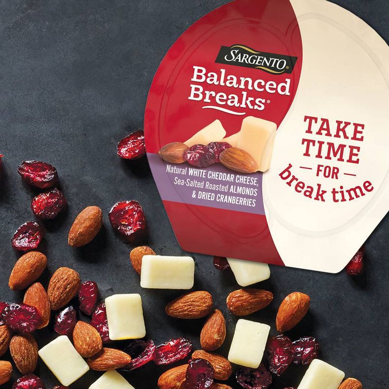 Sargento Balanced Breaks Natural White Cheddar, Sea-Salted Roasted Almonds & Dried Cranberries - 3pk/1.5oz