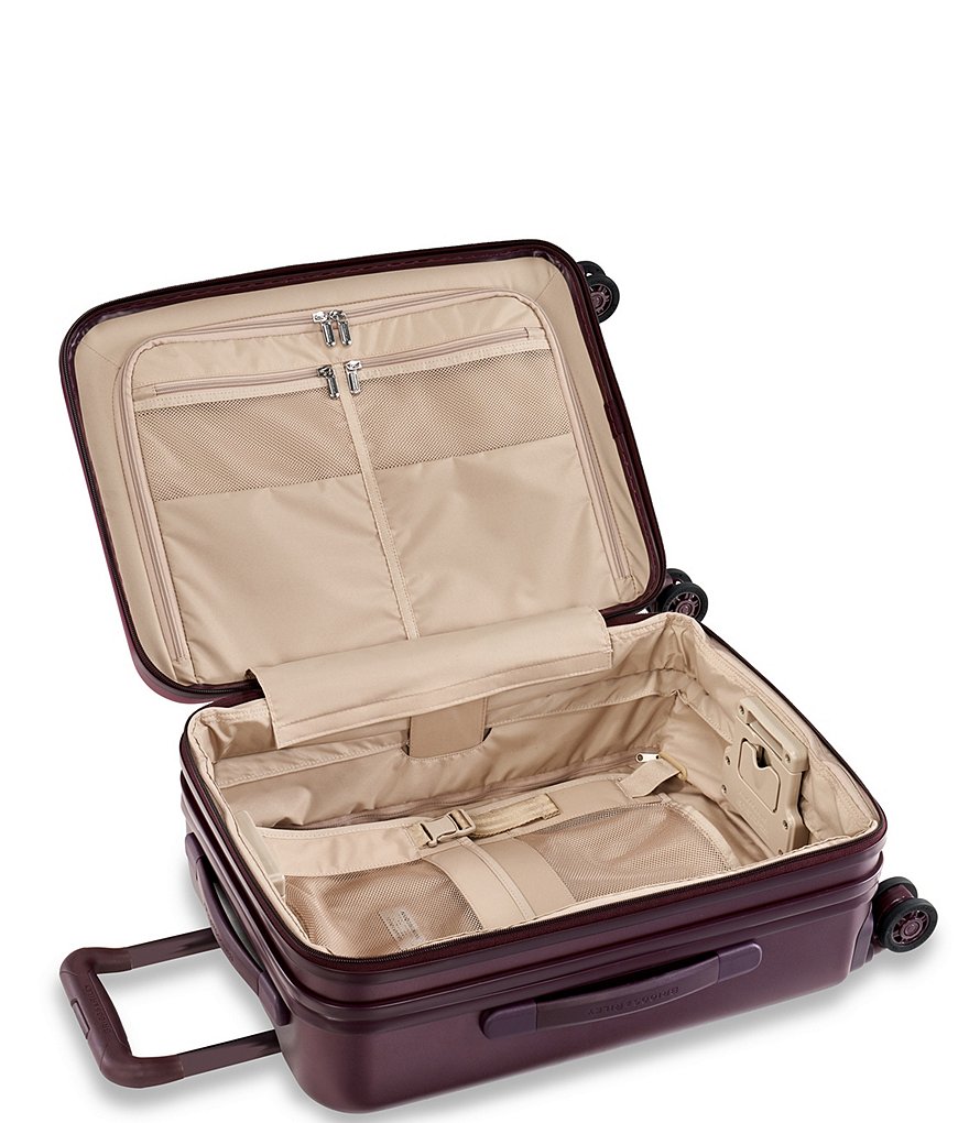Briggs & Riley Sympatico 2.0 International Carry-On Expandable Spinner
