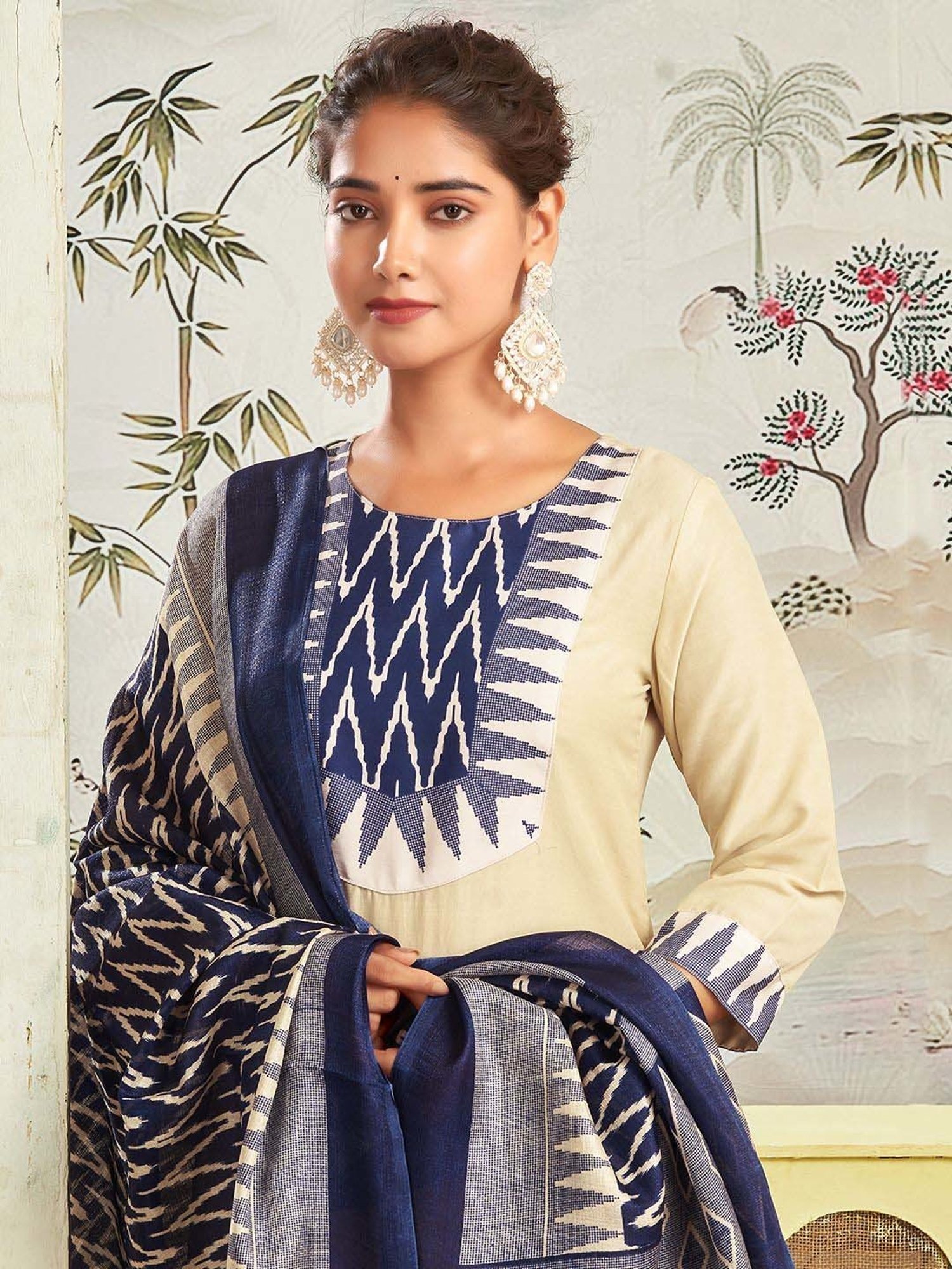 Skylee Beige Printed Kurta Pant Set With Dupatta