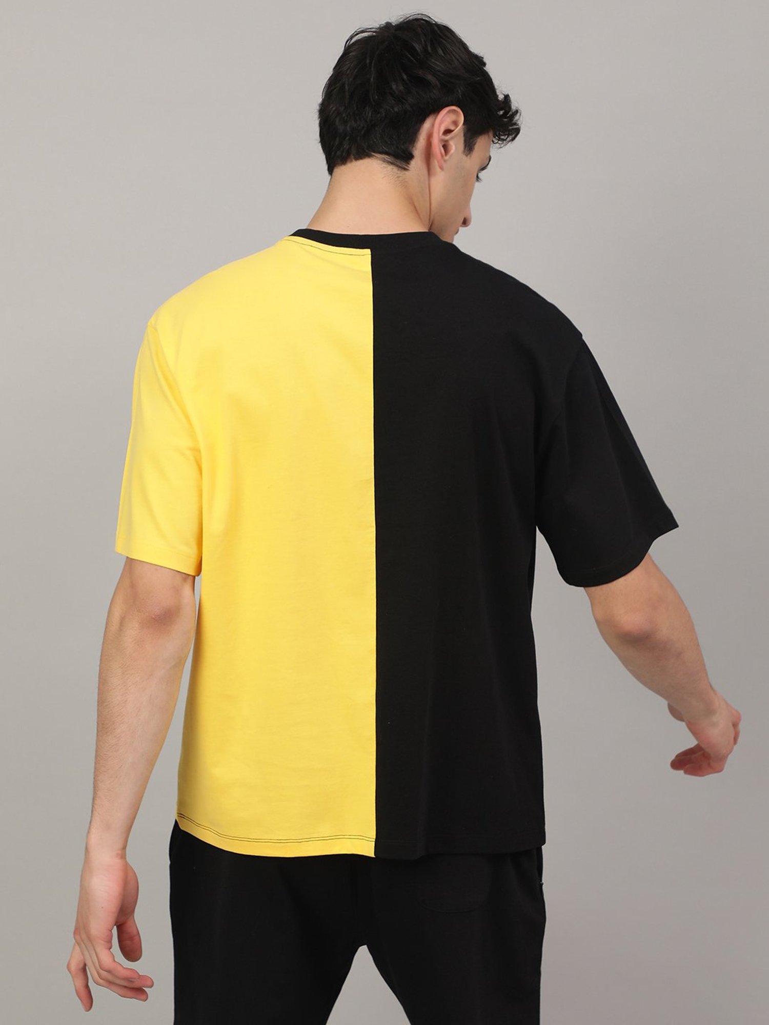 Free Authority Multicolor Regular Fit Dragon Ball Z Print T-Shirt - Pack of 2