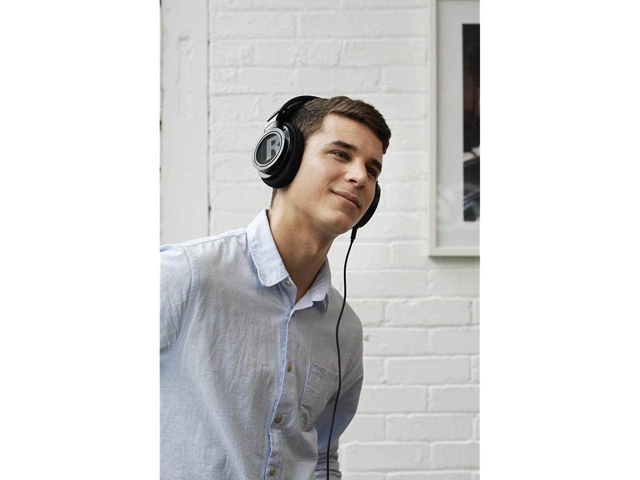 Philips Audio Philips SHP9500 HiFi Precision Stereo Over-Ear Headphones (Black)