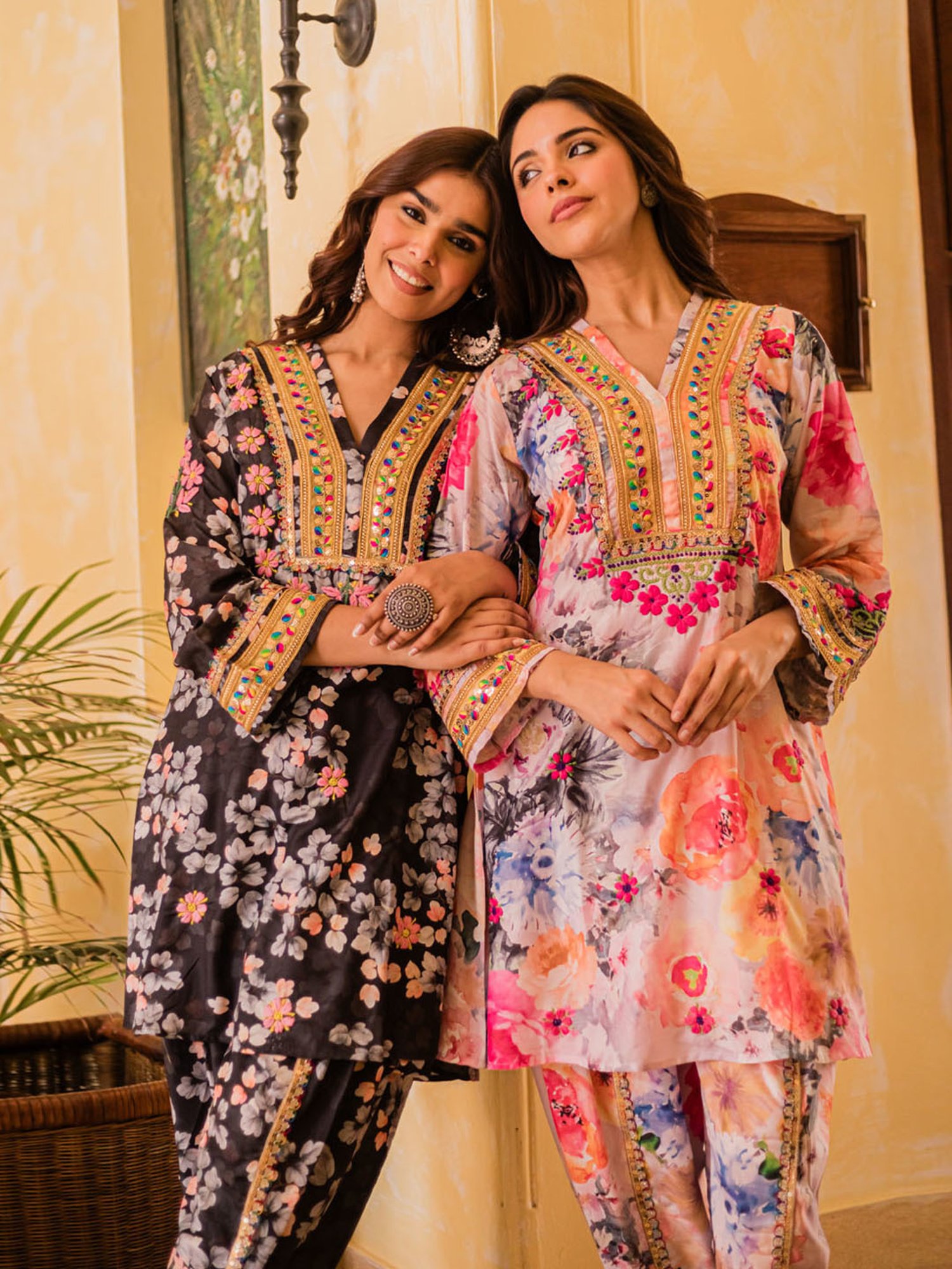 House of Kari Saba Chikankari Kurta Set in Muslin Silk - Black