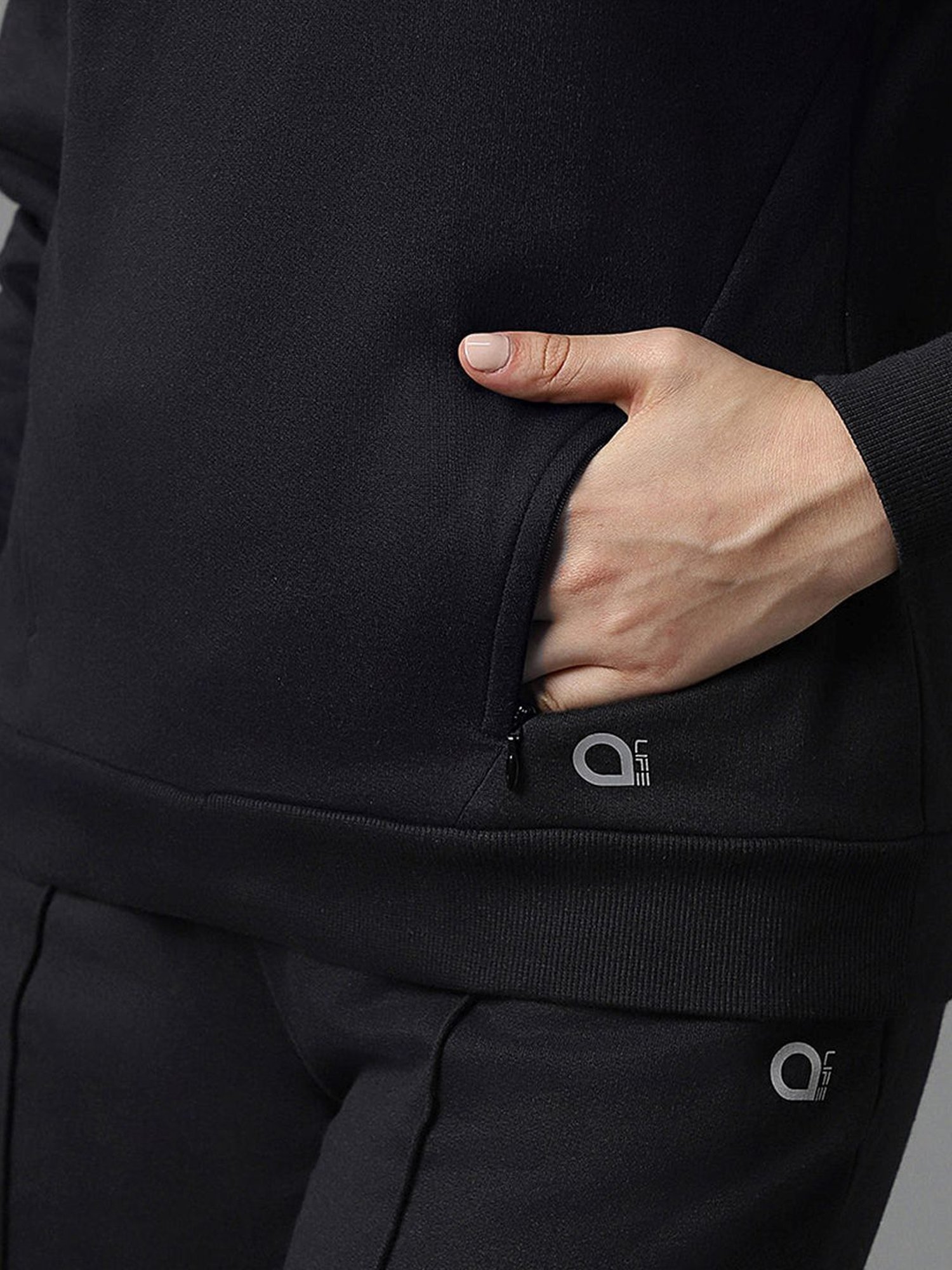 Amante Black Cotton Sports Sweatshirt