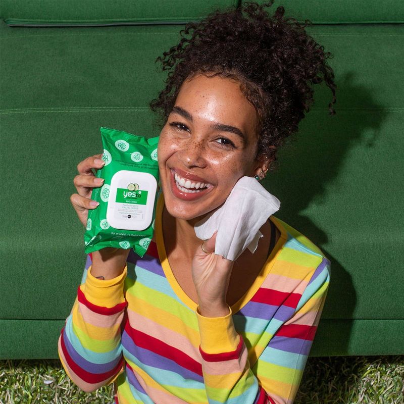 Yes to Cucumbers Hypoallergenic Facial Wipes - 30ct