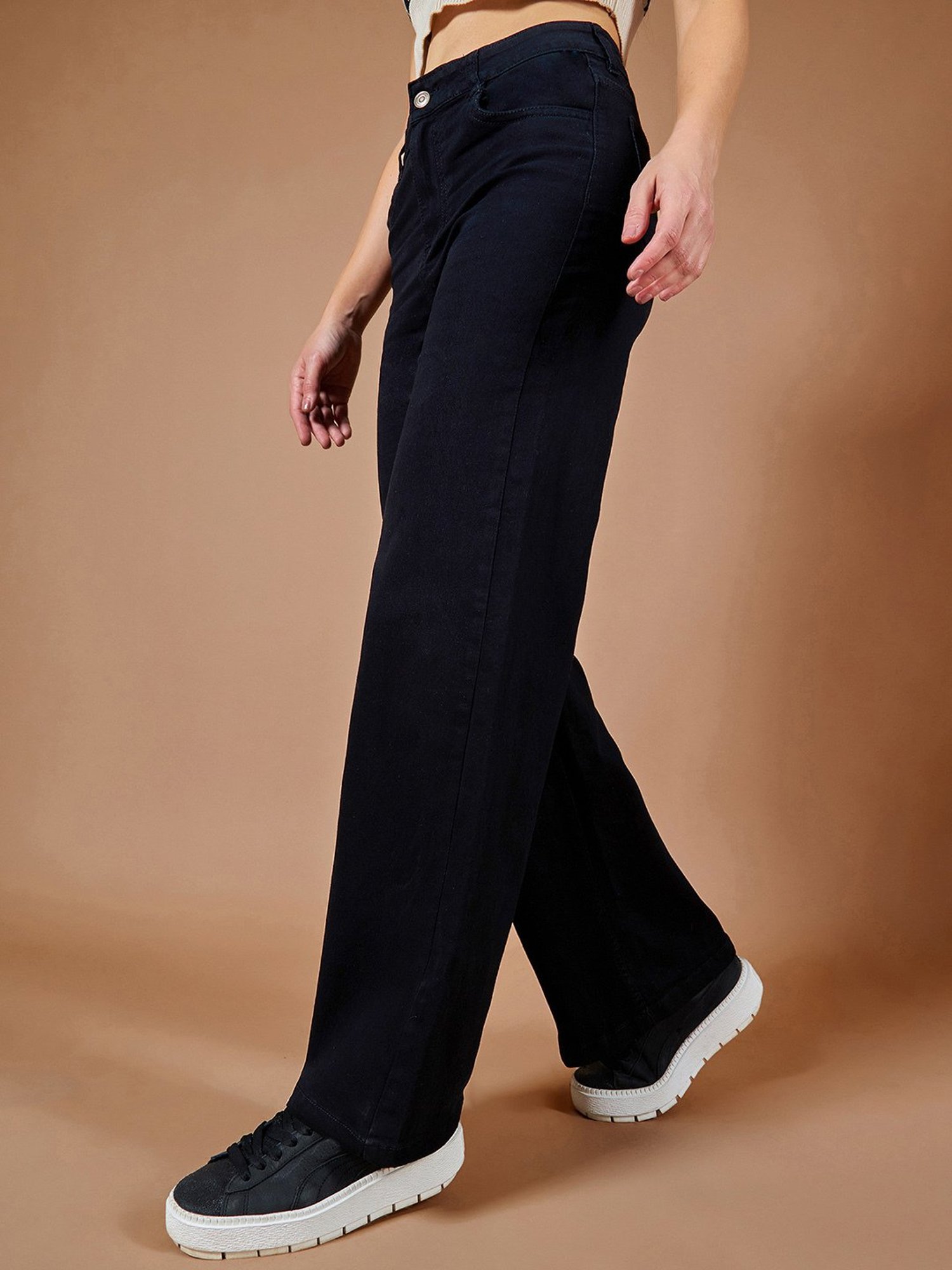 DOLCE CRUDO Black High Rise Stretchable Jeans