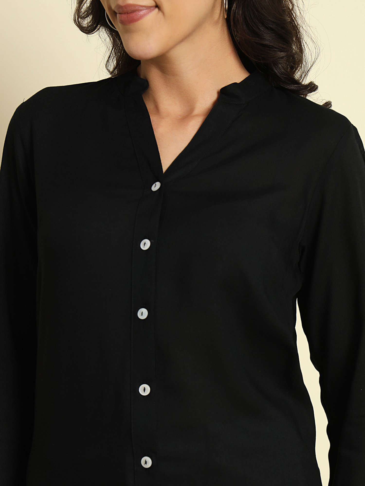 Trend Arrest Black Shirt