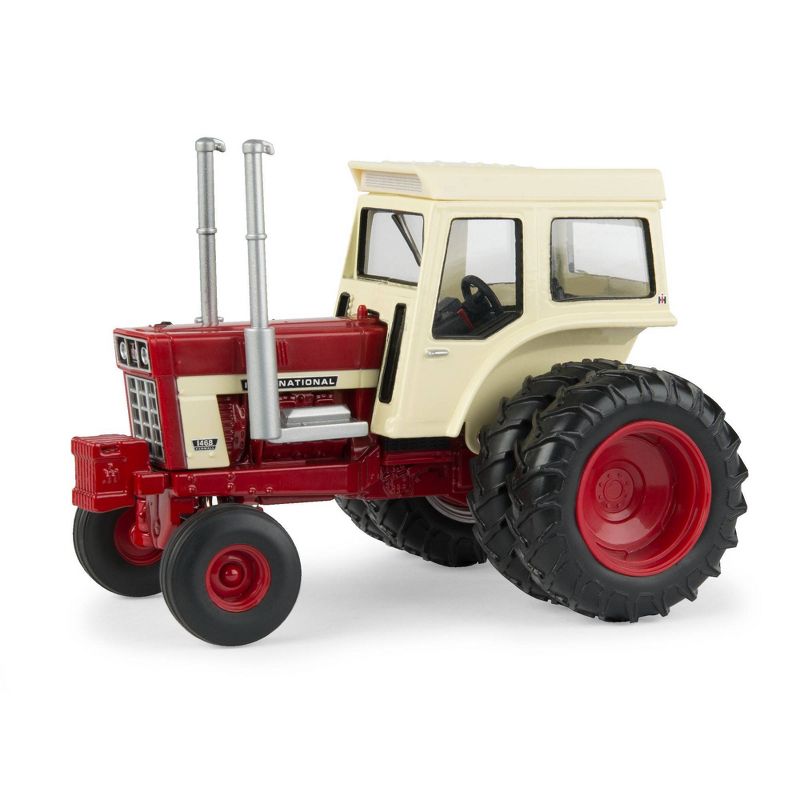 TOMY 1:32 IH 1468 V8 Engine Tractor with Deluxe Cab