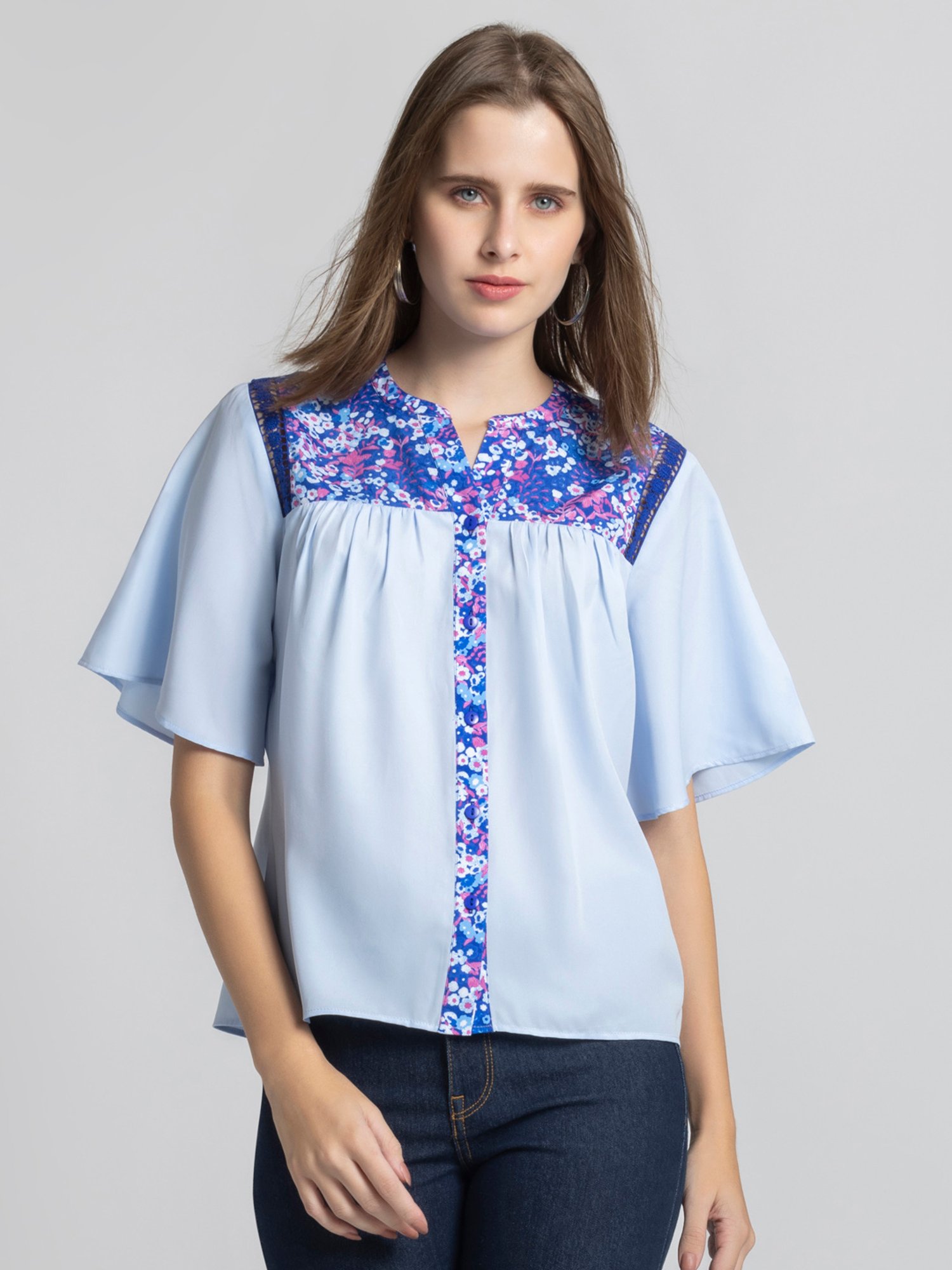 SHAYE Blue Floral Print Top