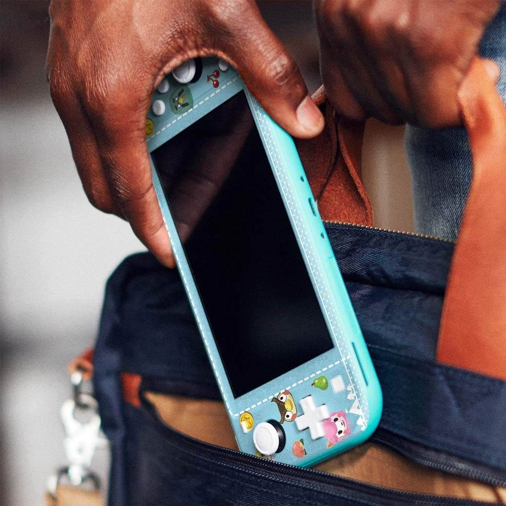 Controller Gear Animal Crossing - Party Animals - Nintendo Switch Lite Skin - Official Nintendo Product - Nintendo Switch