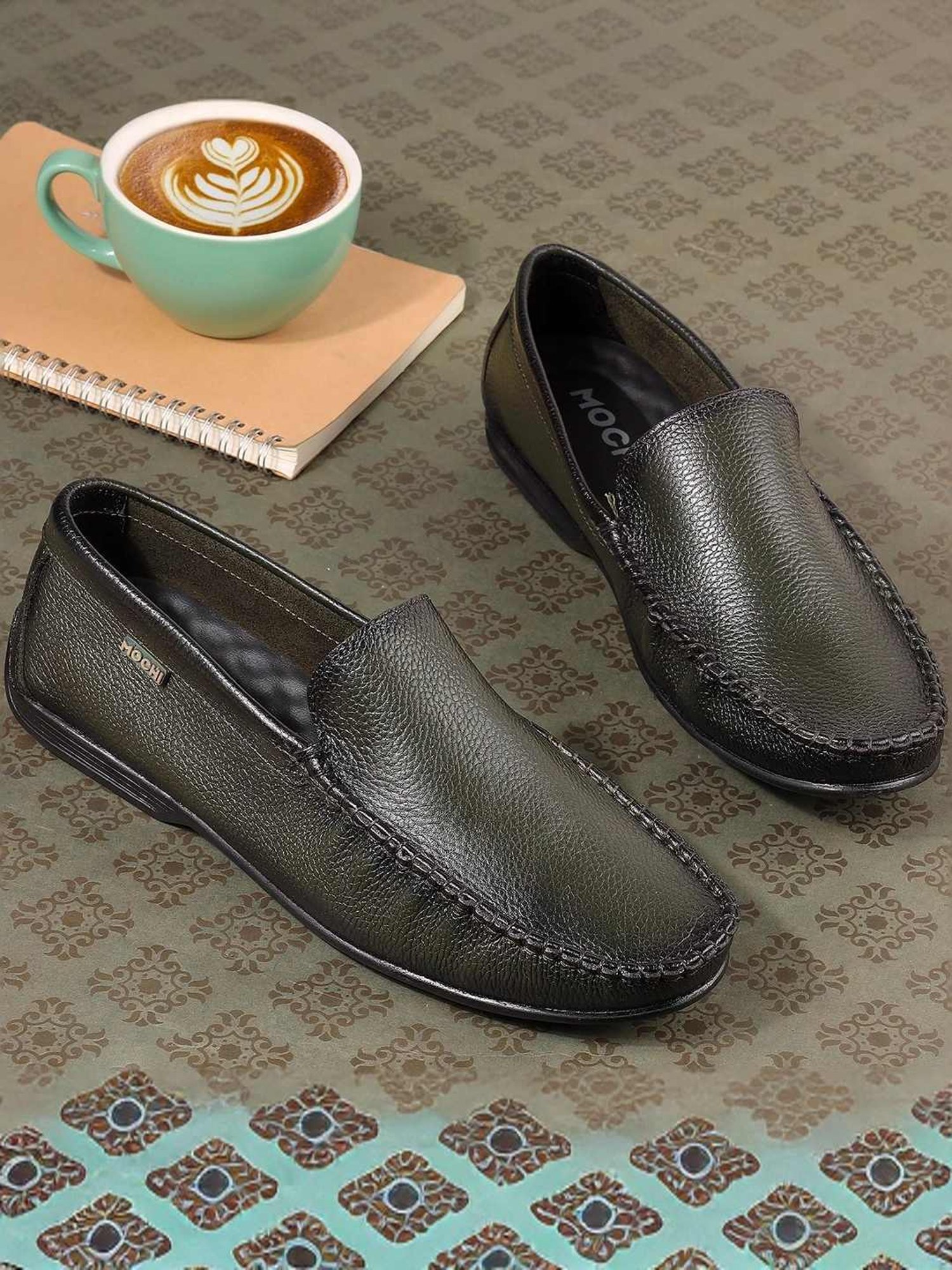 Mochi Men's Olive Casual Loafers