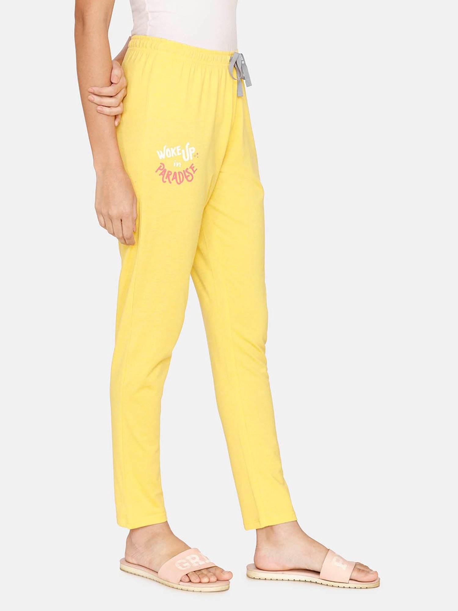 Rosaline by Zivame Mustard Graphic Print Pyjamas