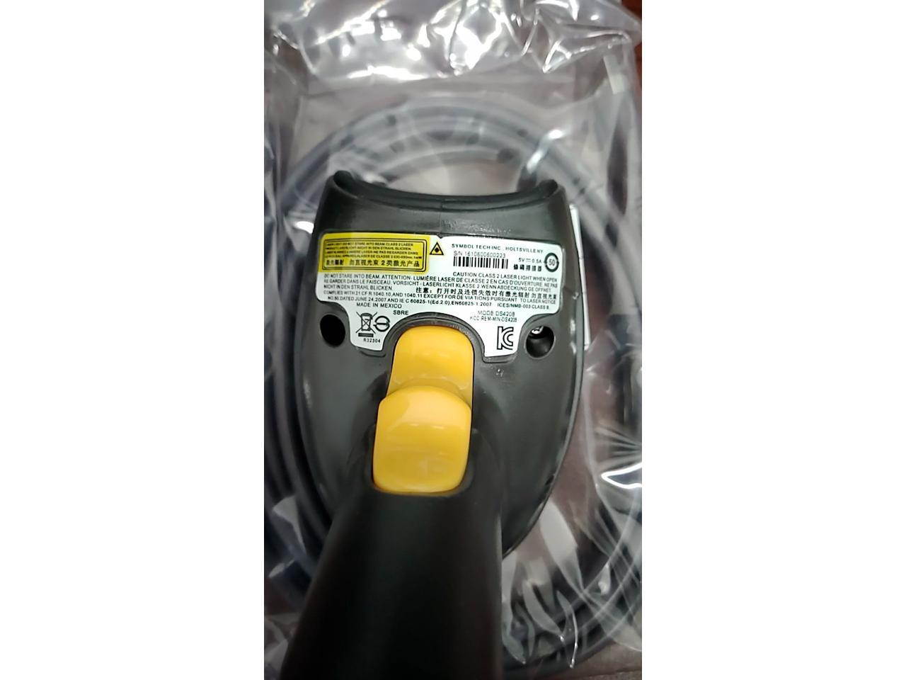 Symbol DS4208 Series 2D Handheld barcode scanner DS4208-HD00007WR Barcode Scanner 2D with USB Cable DS4208-HD Scans 2D / 1D / QR Code Bar code scanner