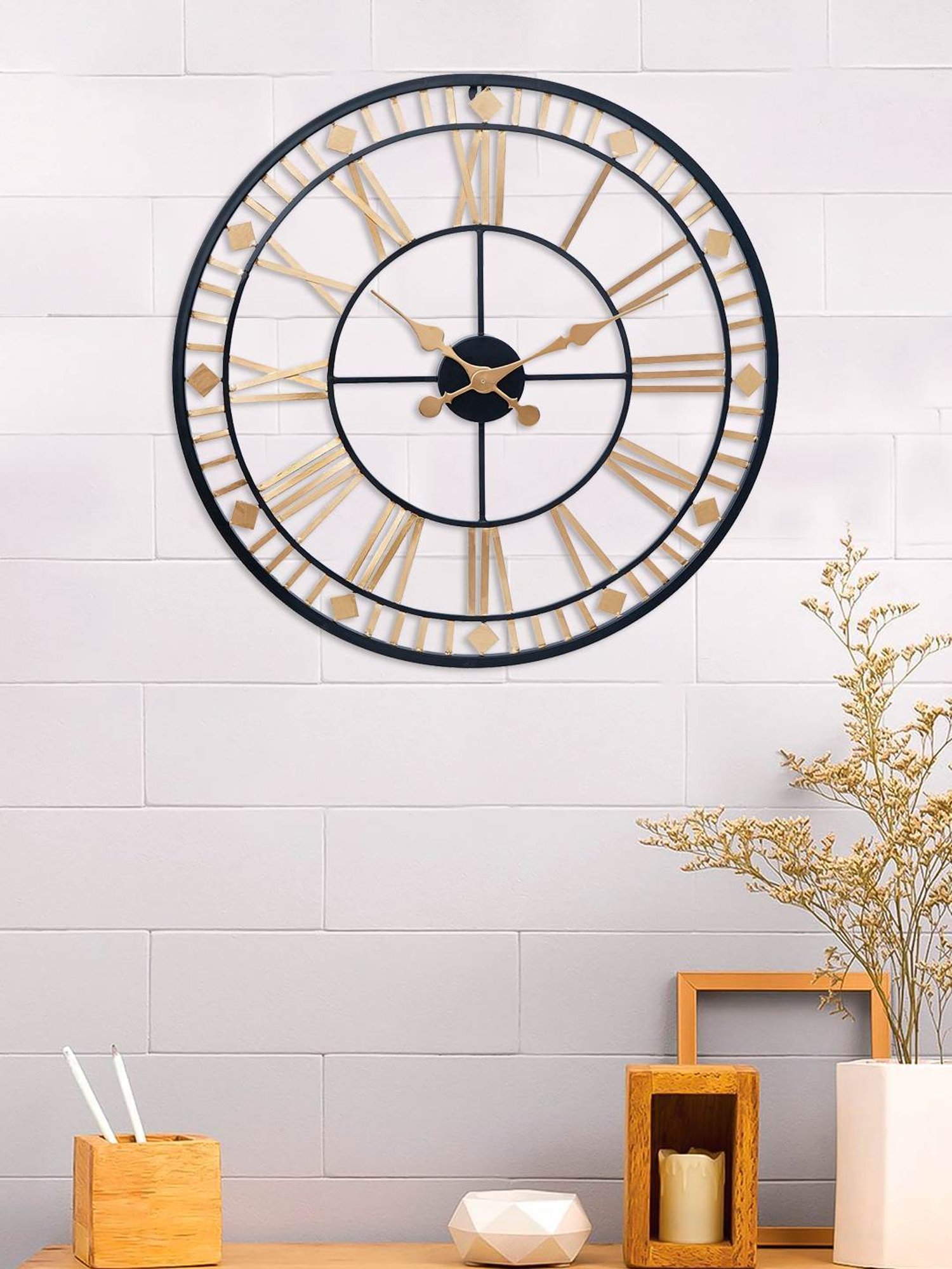CHRONIKLE Round Black & Gold Iron Wall Clock