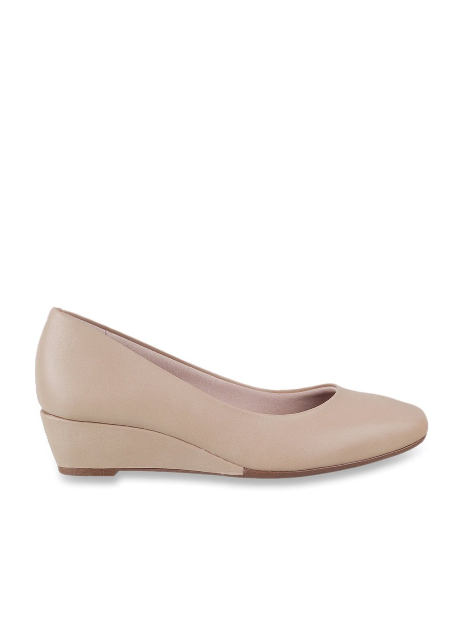 Da Vinchi by Metro Women's Beige Wedge Pumps
