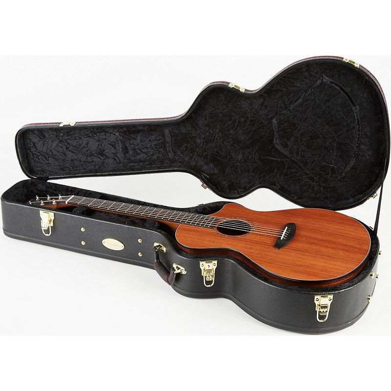 Breedlove Premier Concerto CE Redwood-East Indian Rosewood Acoustic-Electric Guitar Natural