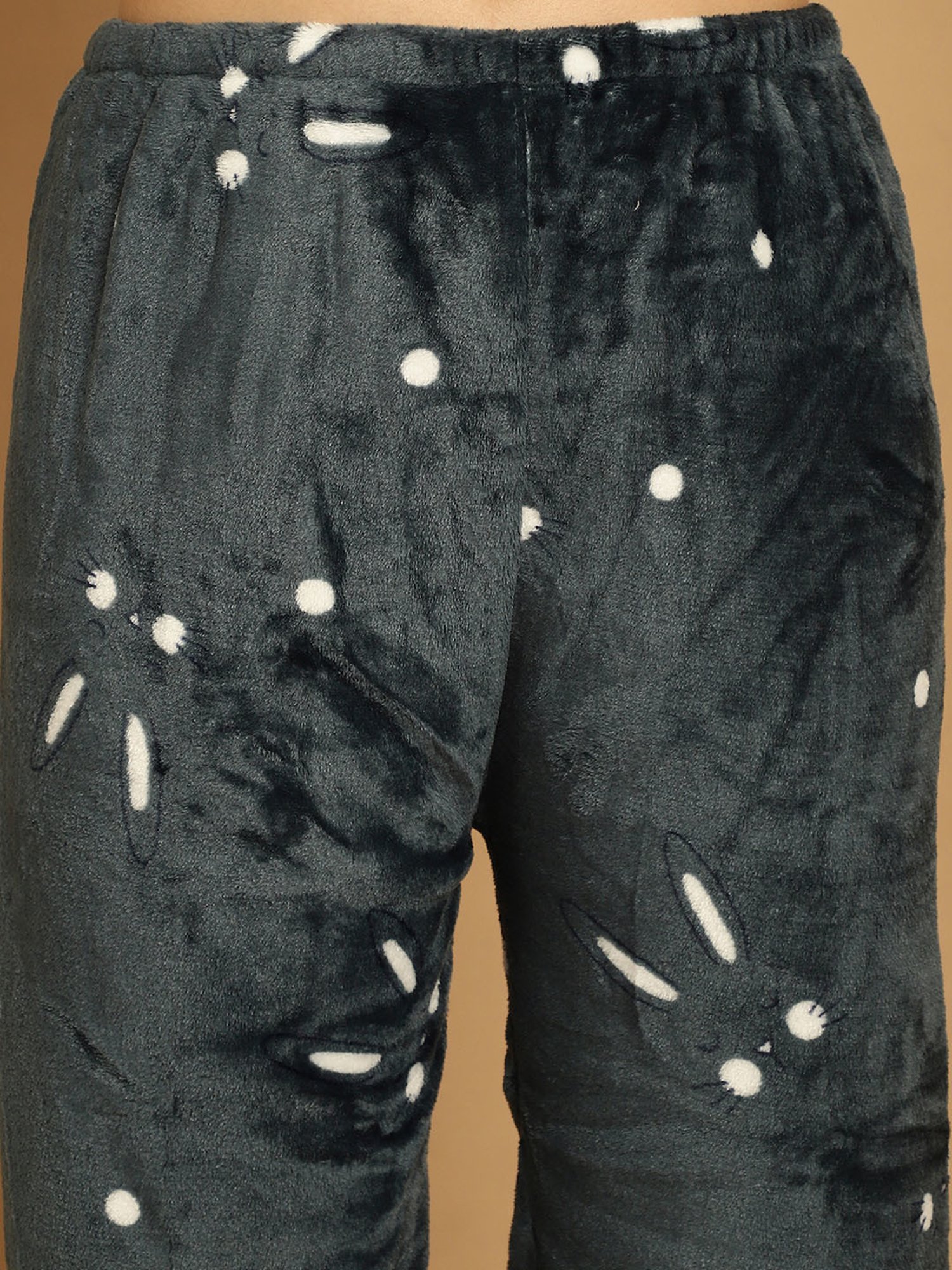 TAG 7 Dark Green Printed Woolen Shirt With Pyjamas