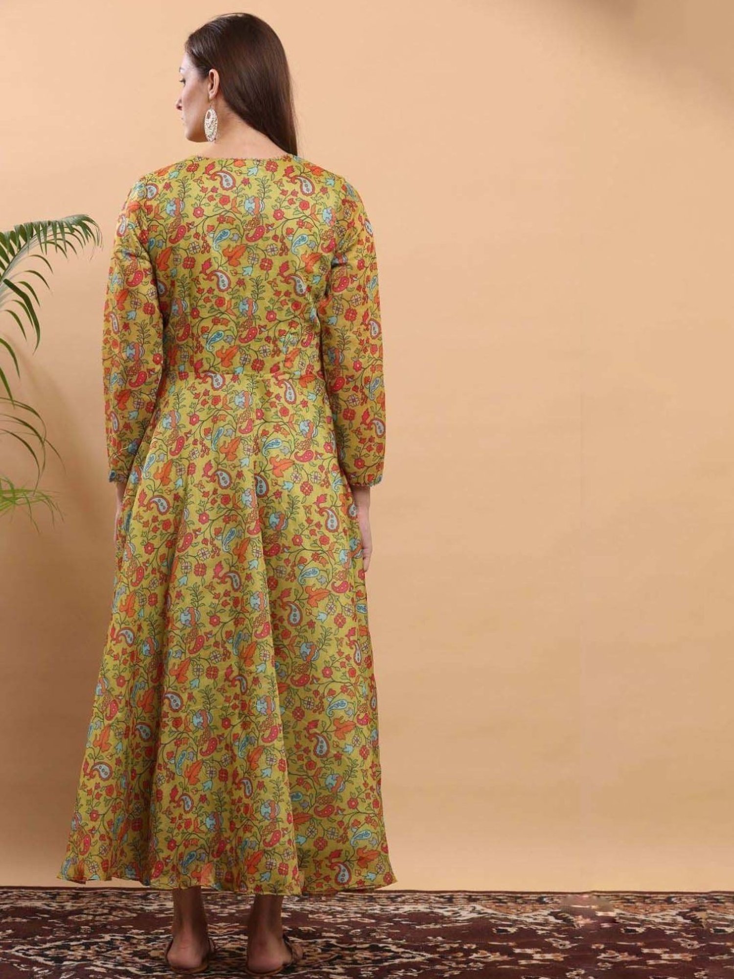 Kaanchie Nanggia Green Floral Printed Anarkali