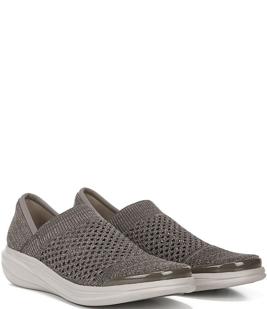 Trotters Kiera Suede Kitten Heel Pumps