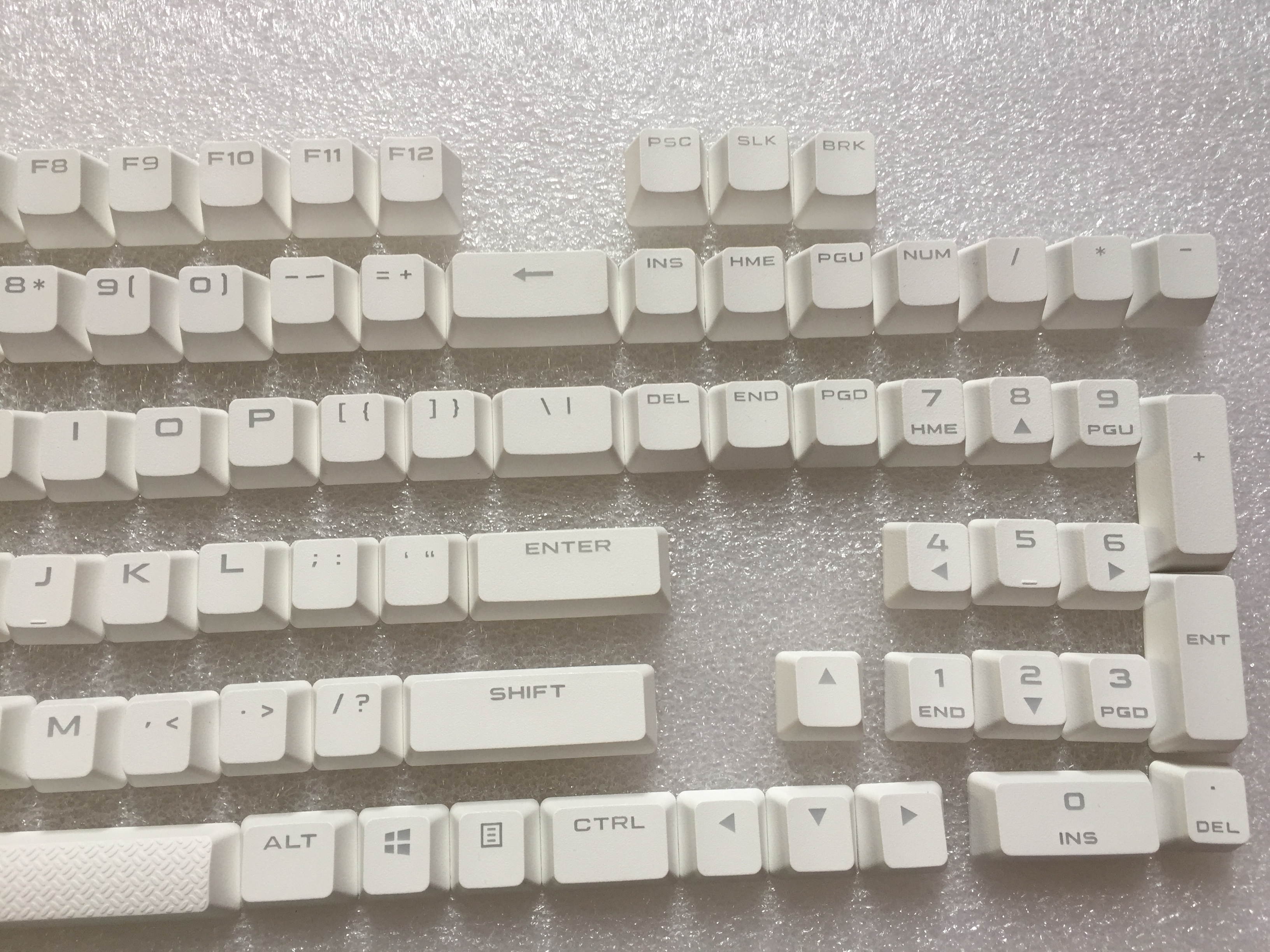 Huion KAMVAS Pro 13 GT-133 Pen Display Drawing Monitor 13.3 Inches Tilt Function Battery-Free Stylus 8192 Pen Pressure(Stand Included)