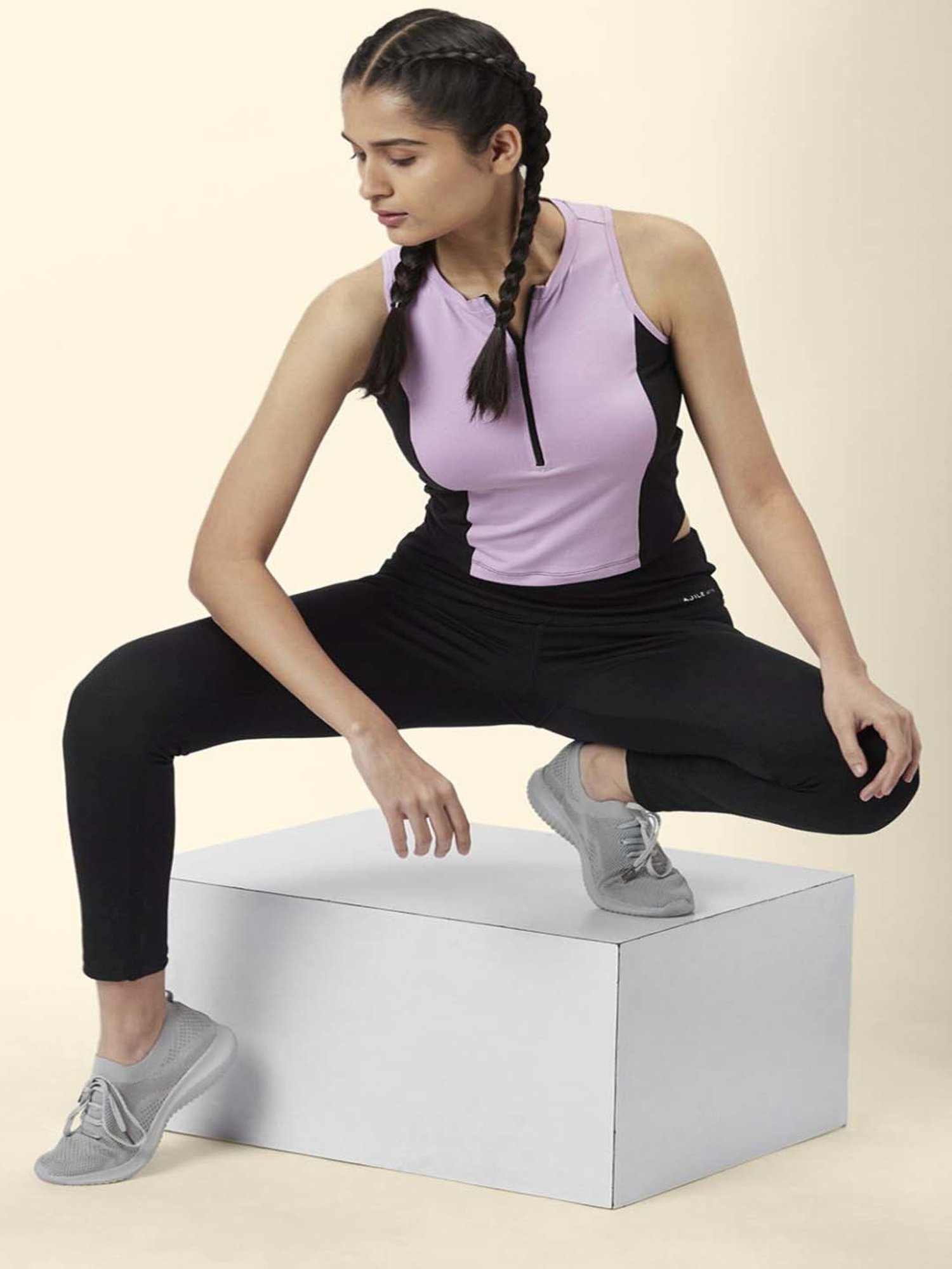 Ajile by Pantaloons Purple & Black Cotton Color-Block Sports Top