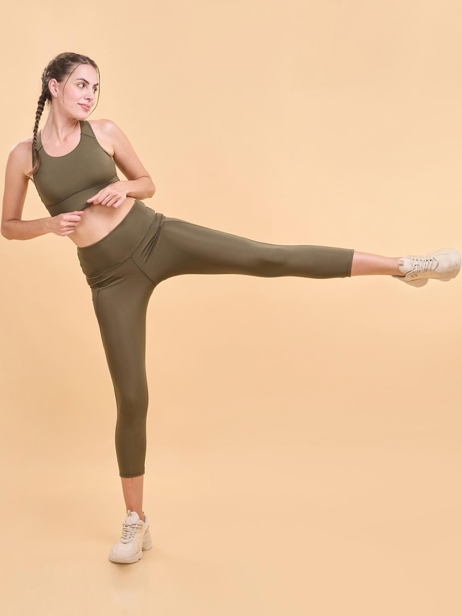 Clovia Teal Non Wired Padded Sports Bra