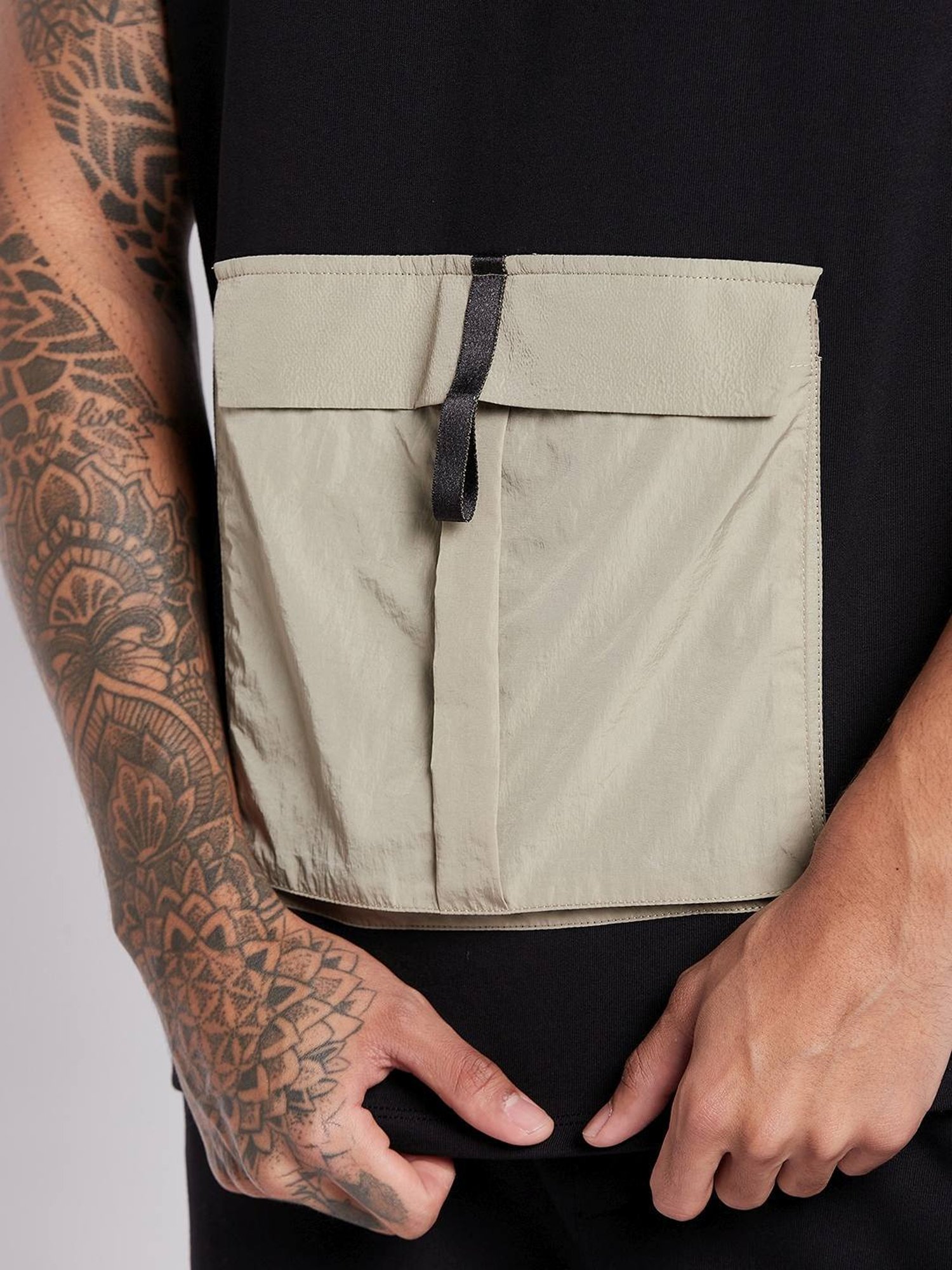 Edrio Black Cotton Relaxed Fit Printed Co-Ord Sets