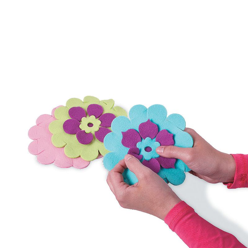 MindWare Make Your Own Fleece Flower Pillow