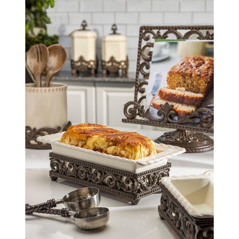 GG Collection Cream Ceramic Utensil Holder with Acanthus Leaf Metal Base