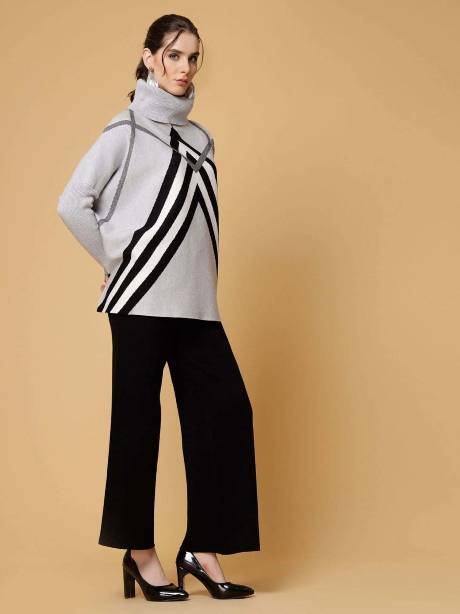 Mafadeny Grey & Black Printed Top Pants Set