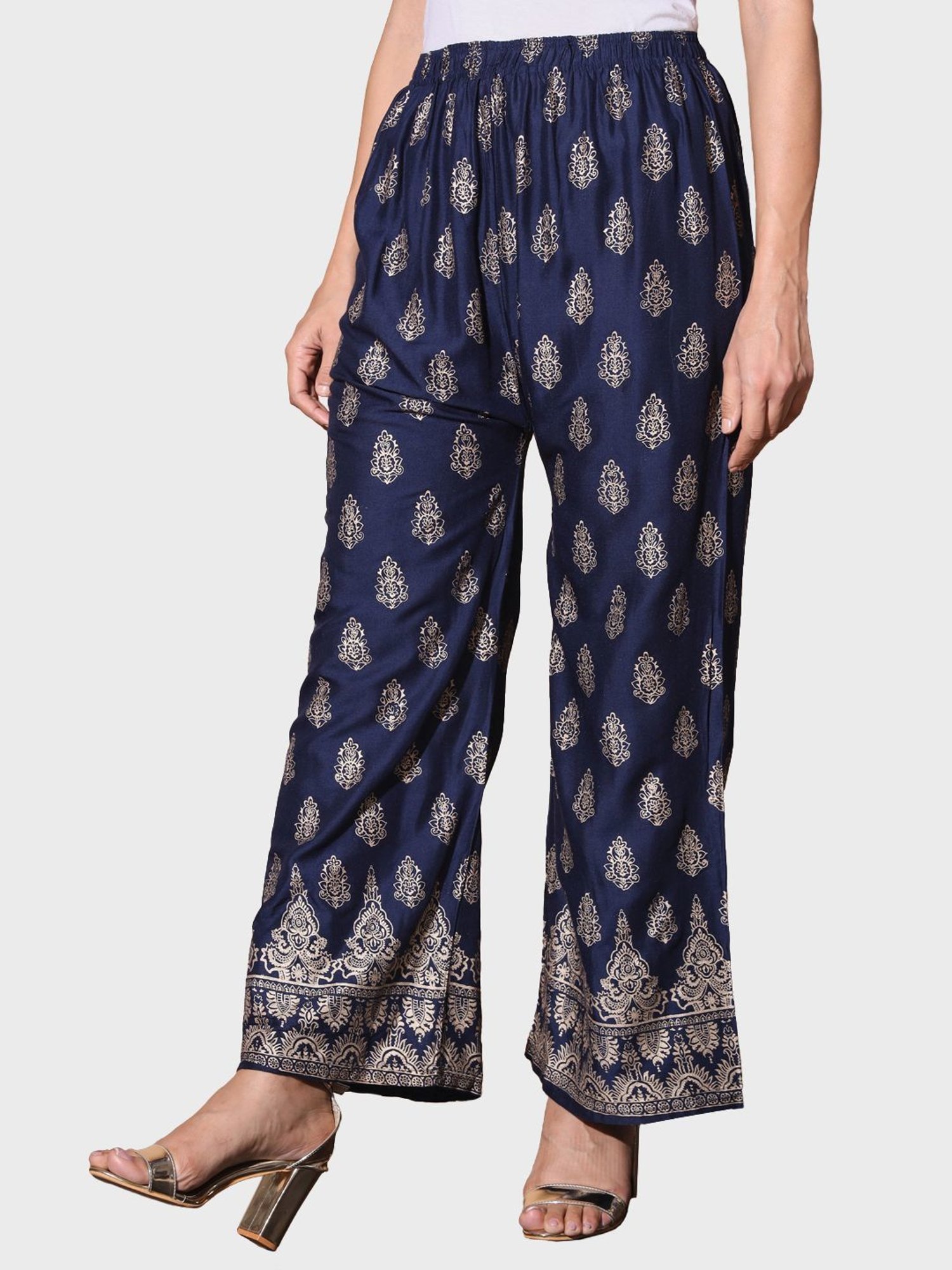 BUYNEWTREND Navy Printed Palazzos