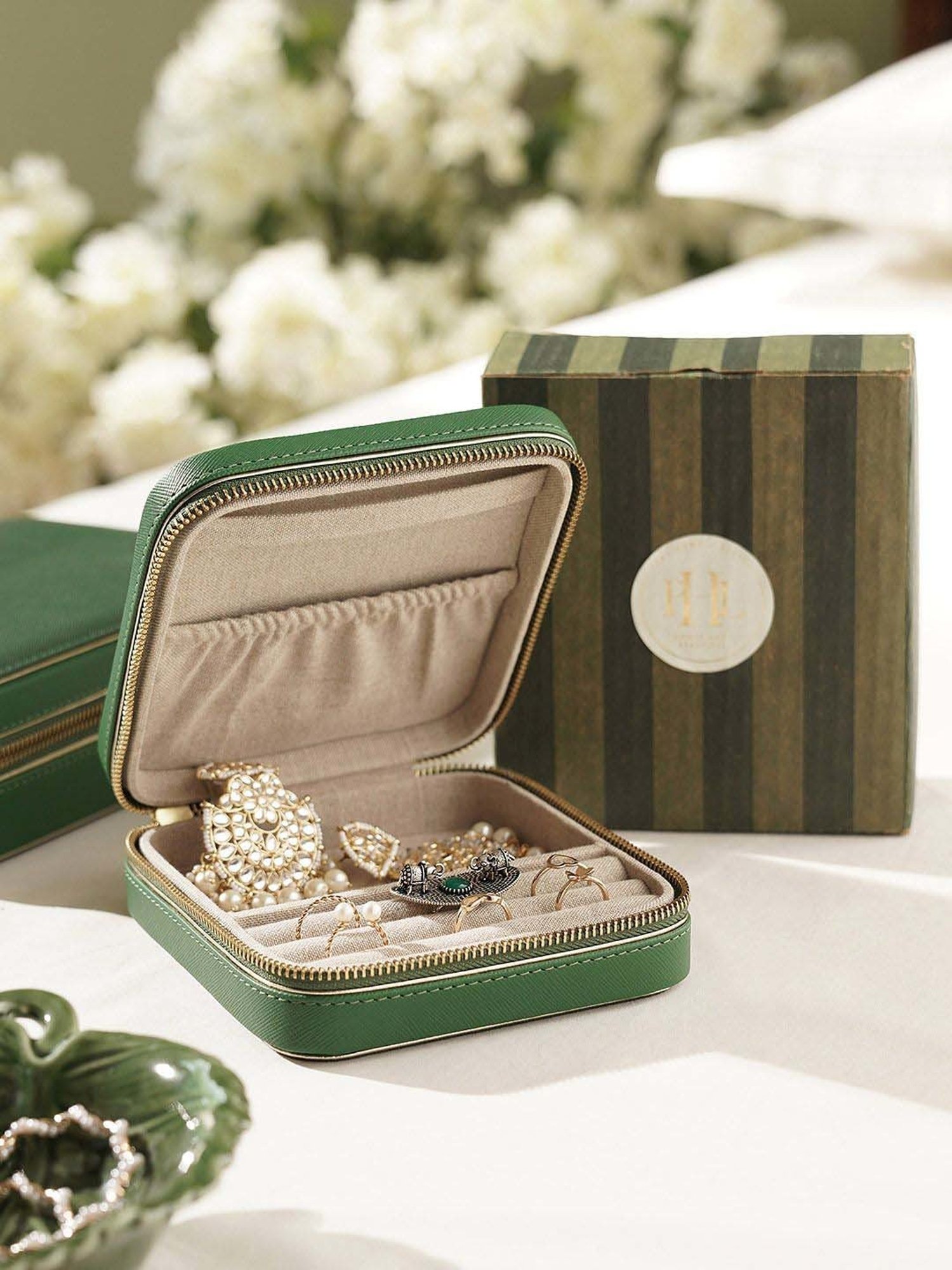 Pure Home and Living Green Mdf Travel Square Jewellery Box