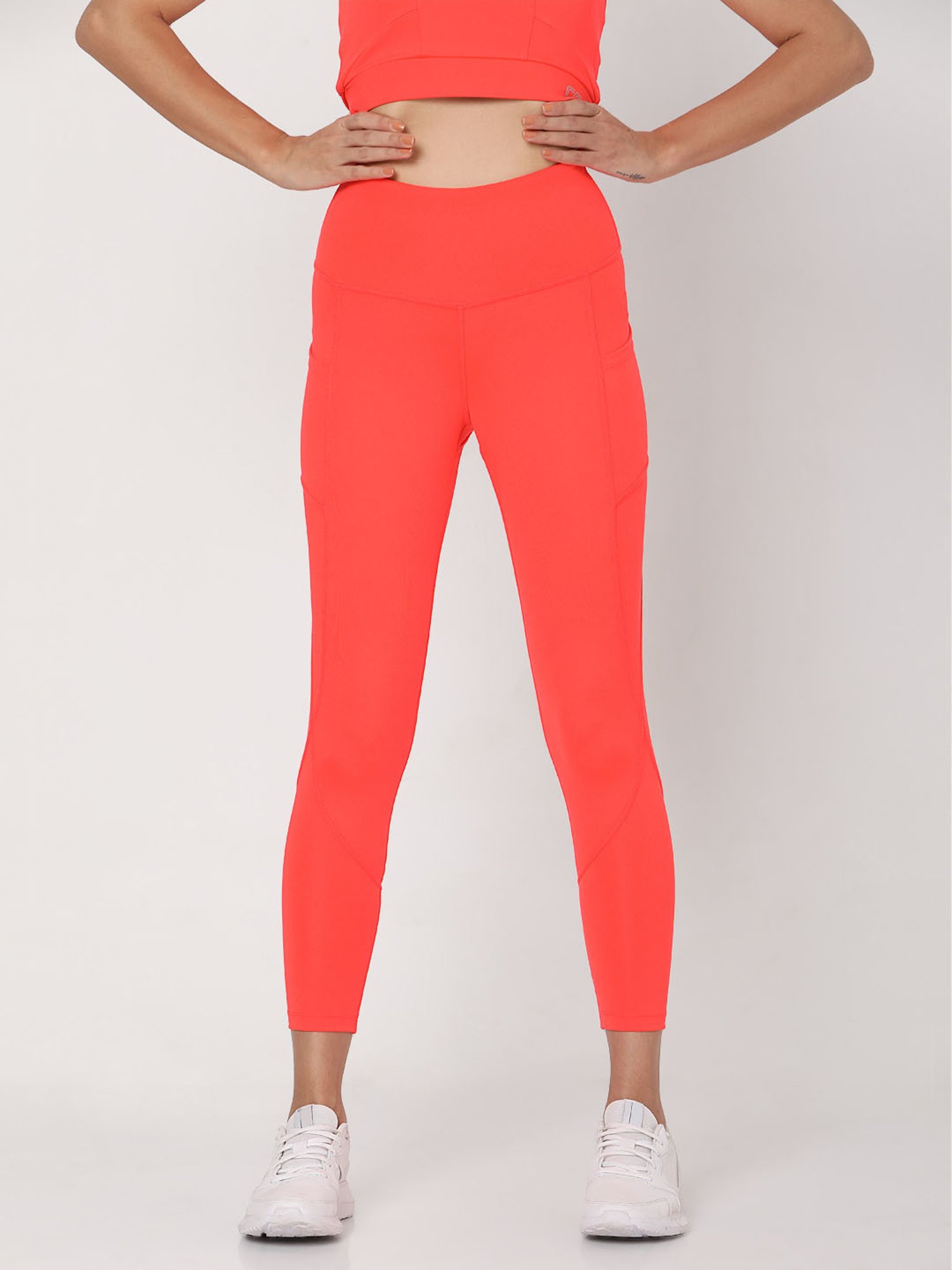 SILVERTRAQ Coral Relaxed Fit Leggings