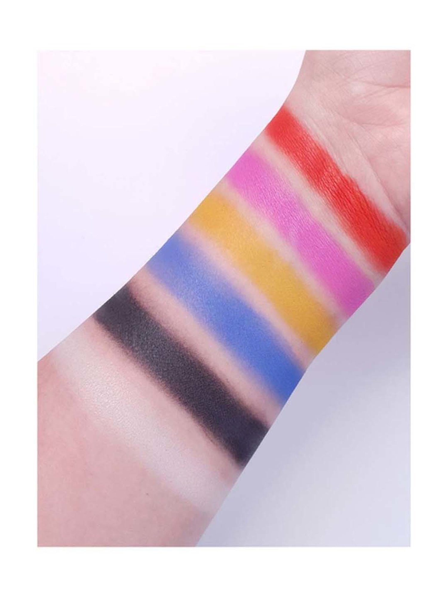 Revolution RELOVE Colour Play Dreamer Eyeshadow Palette - 5.2 gm