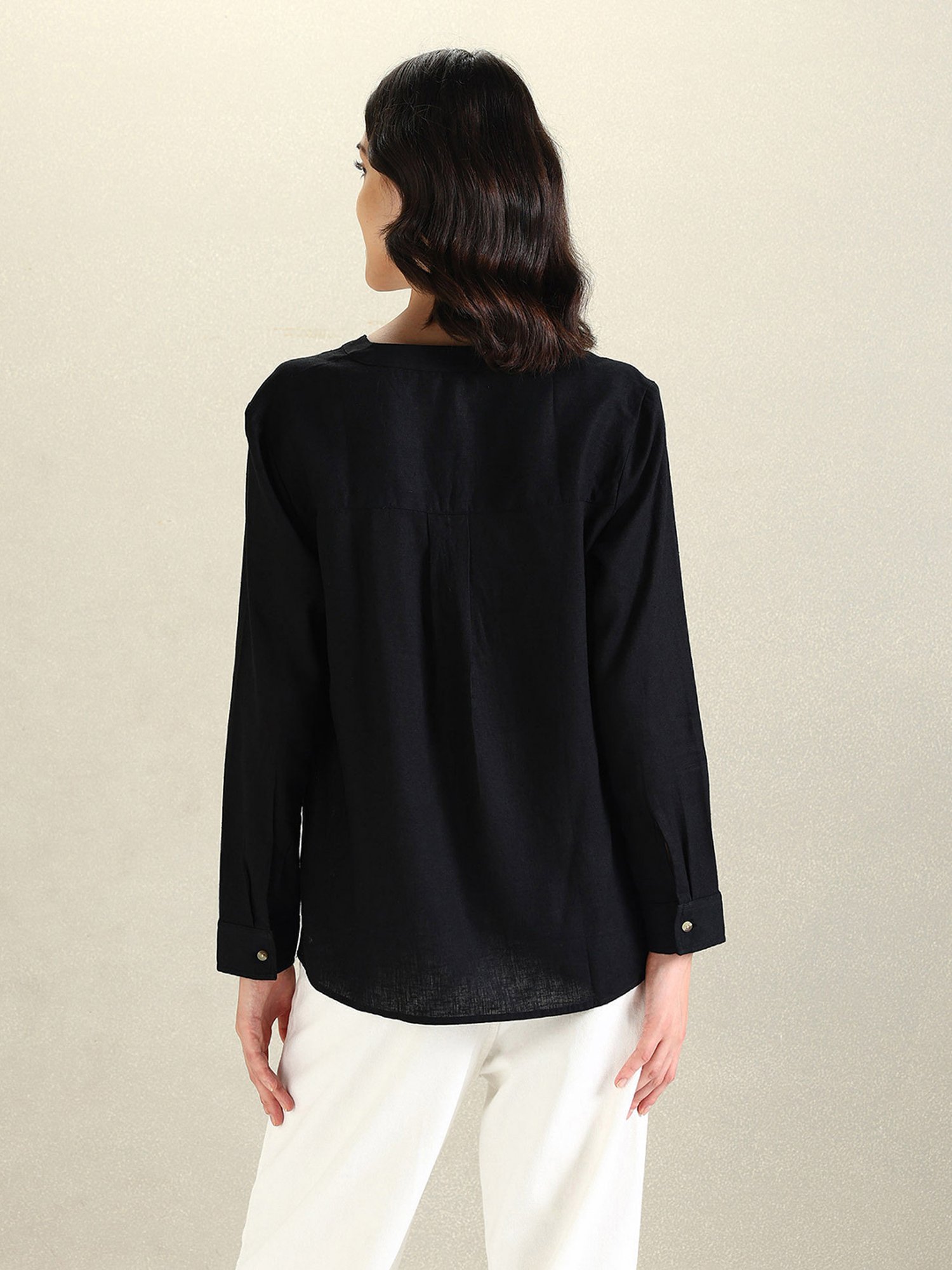 U.S. Polo Assn. Black Linen Graphic Print Top