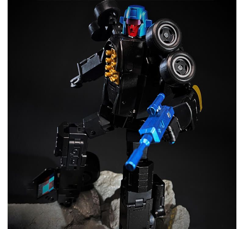 D17B Giuliano G2 Color Version | DX9 Toys Attila Combiner Action figures
