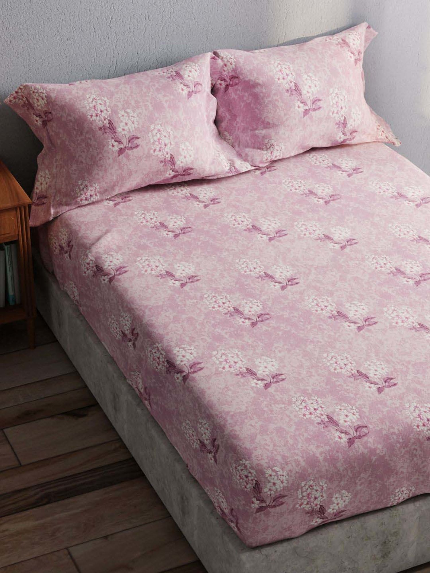 Bianca Amolina Lilac 135 TC Cotton Double Bedsheet with 2 Pillow Covers
