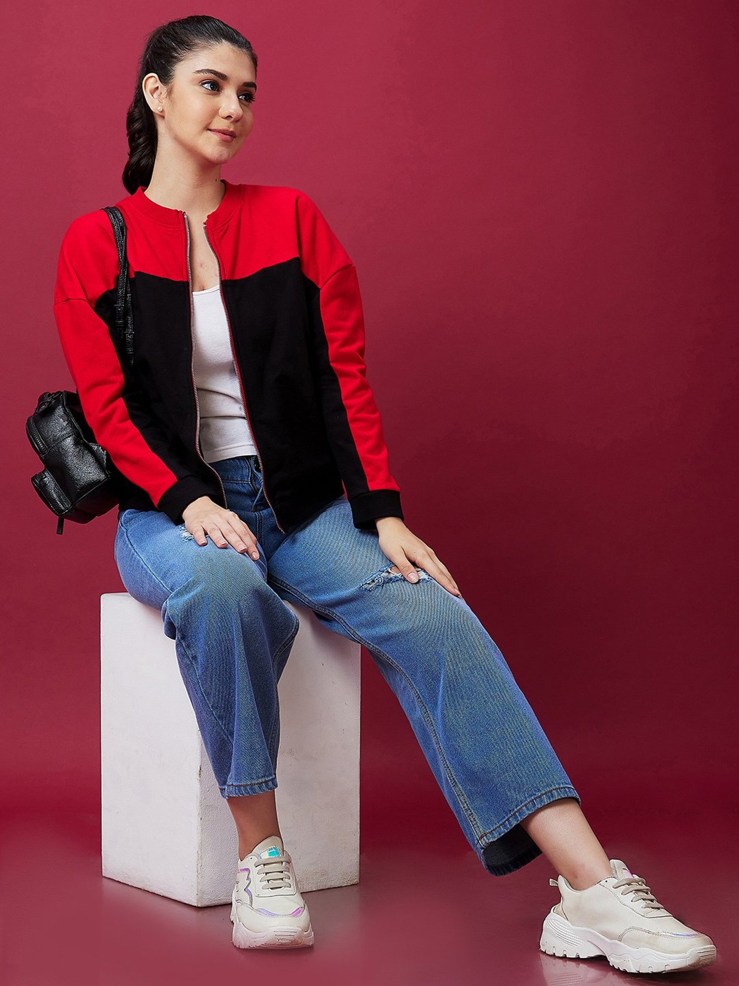 Globus Black & Red Cotton Color-block Sweatshirt