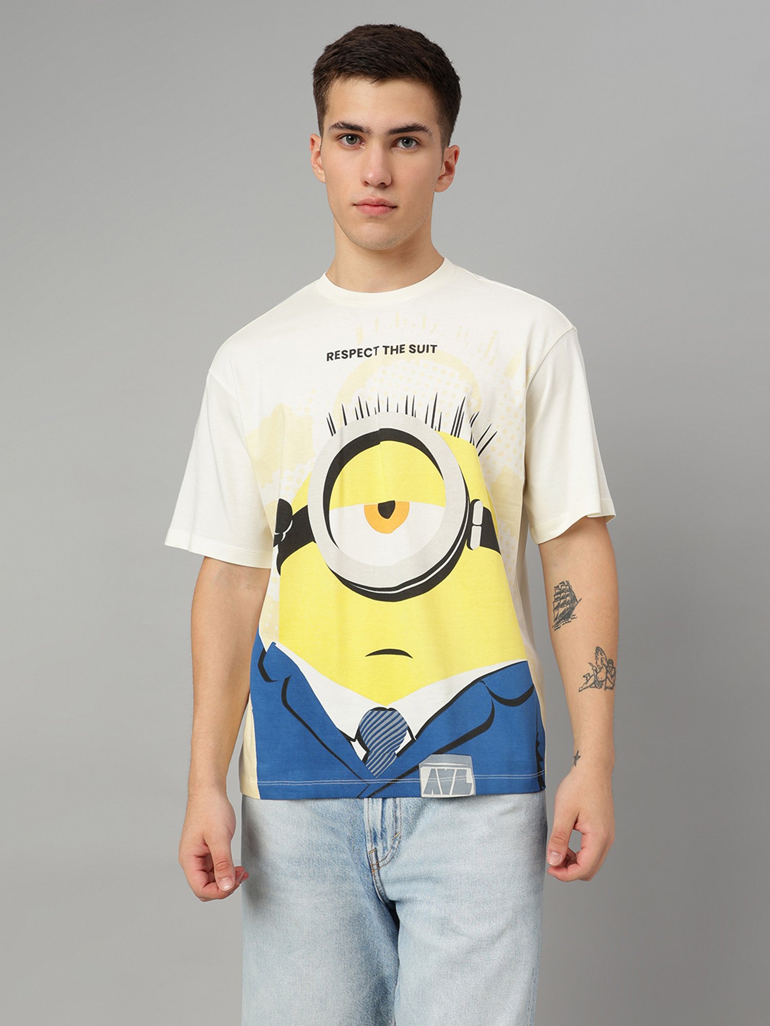 Free Authority Off White Loose Fit Dm 4 Movie Print T-Shirt