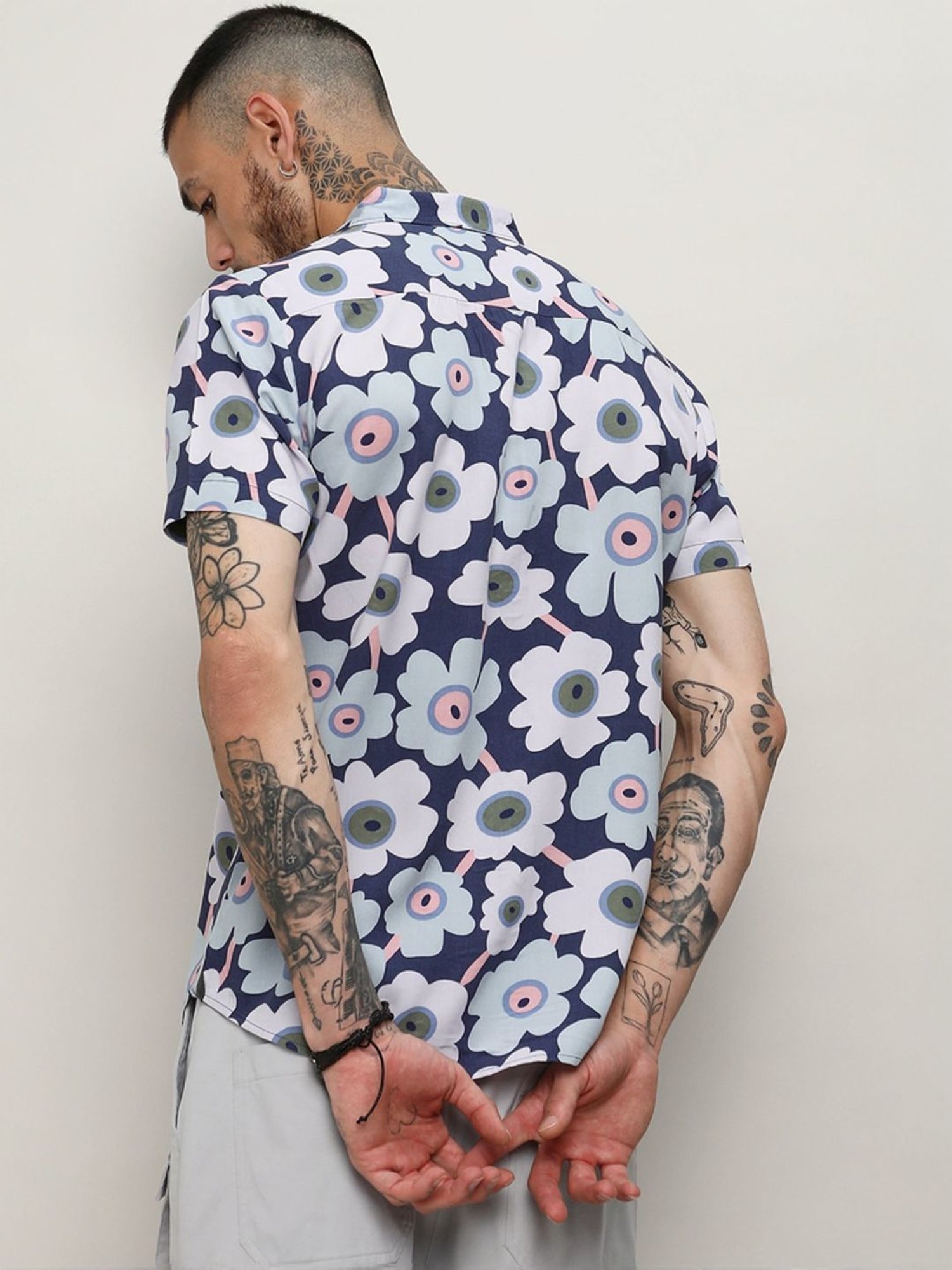Campus Sutra Blue Regular Fit Floral Print Shirt