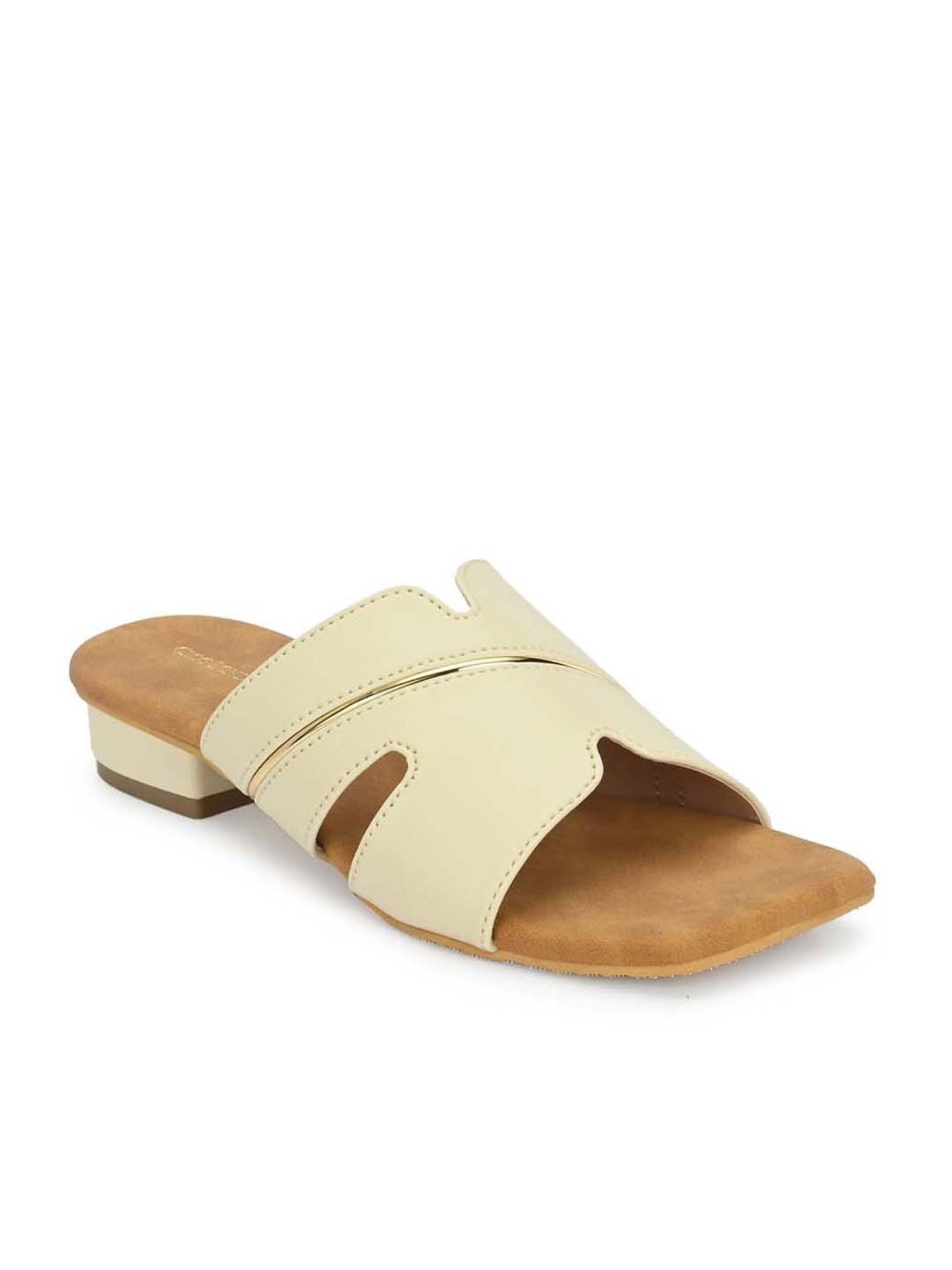 Clog London Women's Off White Casual Sandals
