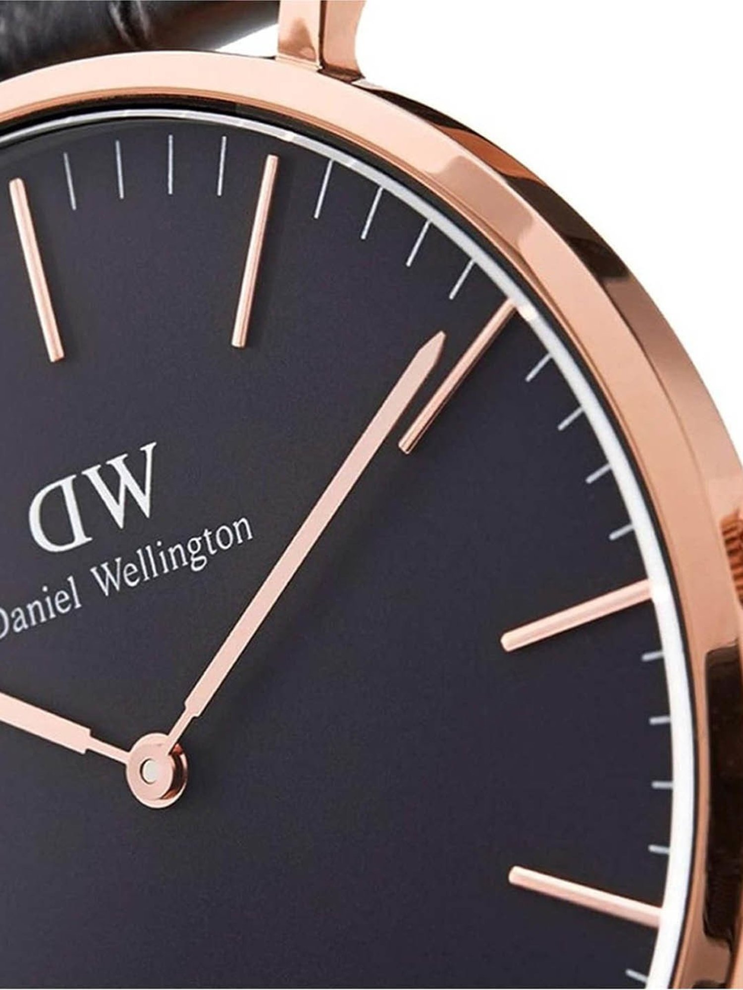 Daniel Wellington DW00100125 Classic Analog Watch for Men