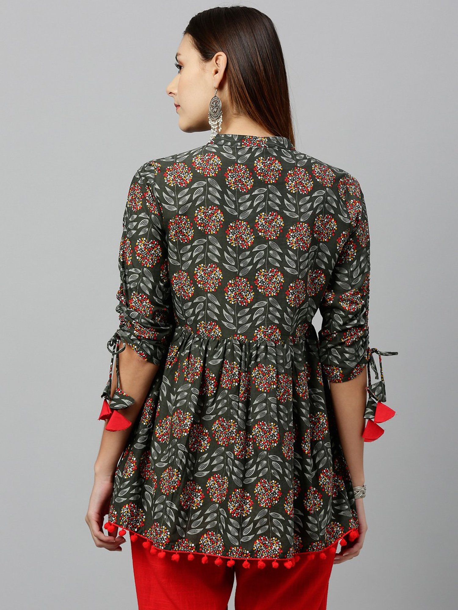Kipek Grey Floral Printed Kurti
