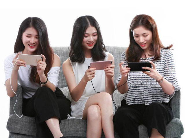 iPhone Charger Cable, Nylon Braided Right Angle Elbow [1m/3.3ft 90-Degree] Reversible USB & 8 Pin Lightning Plug, Sync & Fast Charging Cable for iPhone 8 7 6s /plus 5s SE, iPad, iPod (Black)