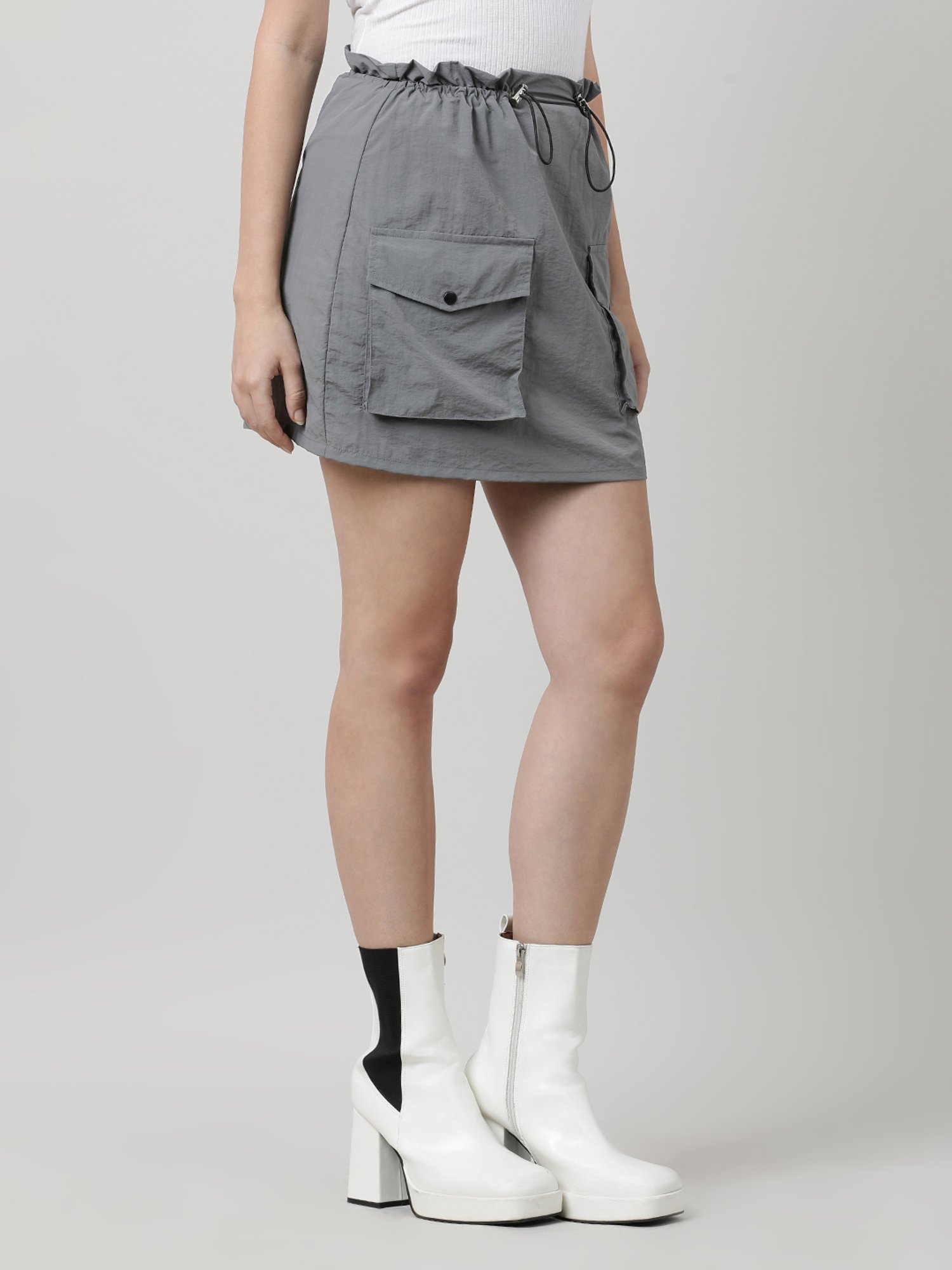 Bene Kleed Light Grey Mini Skirt
