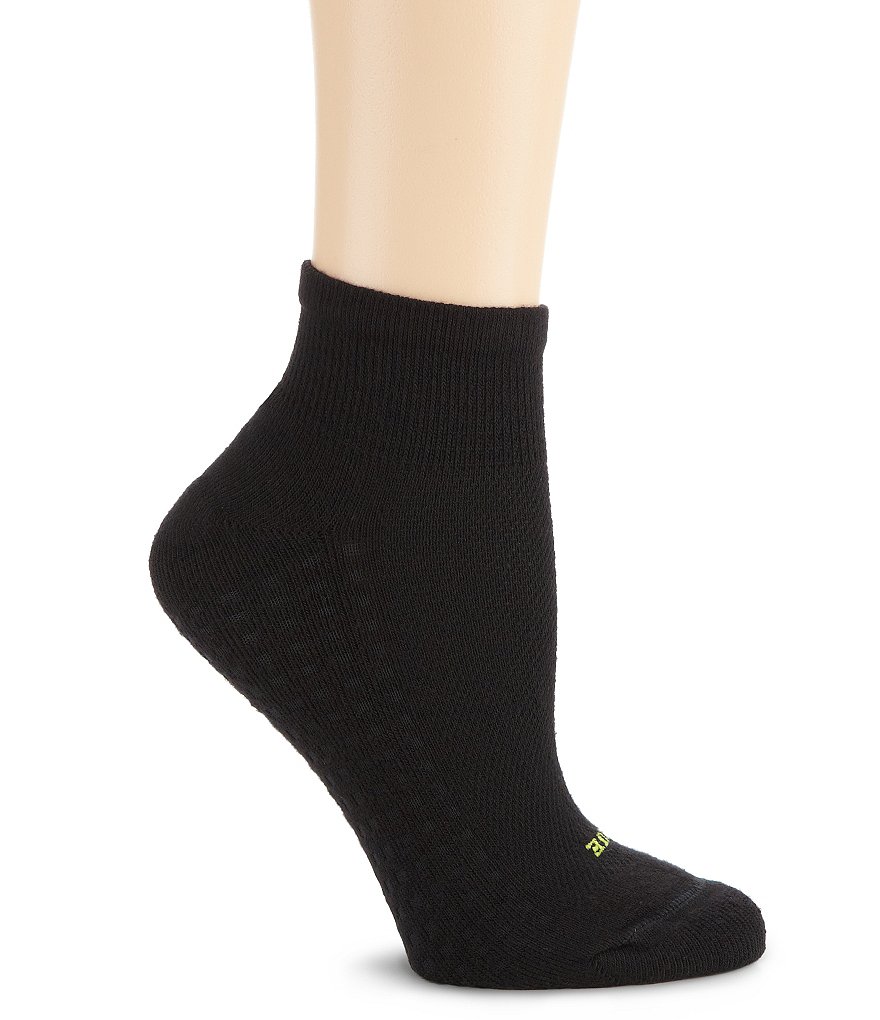 HUE Air Cushion Sport Quarter Top Moisture Control Socks 3-Pack