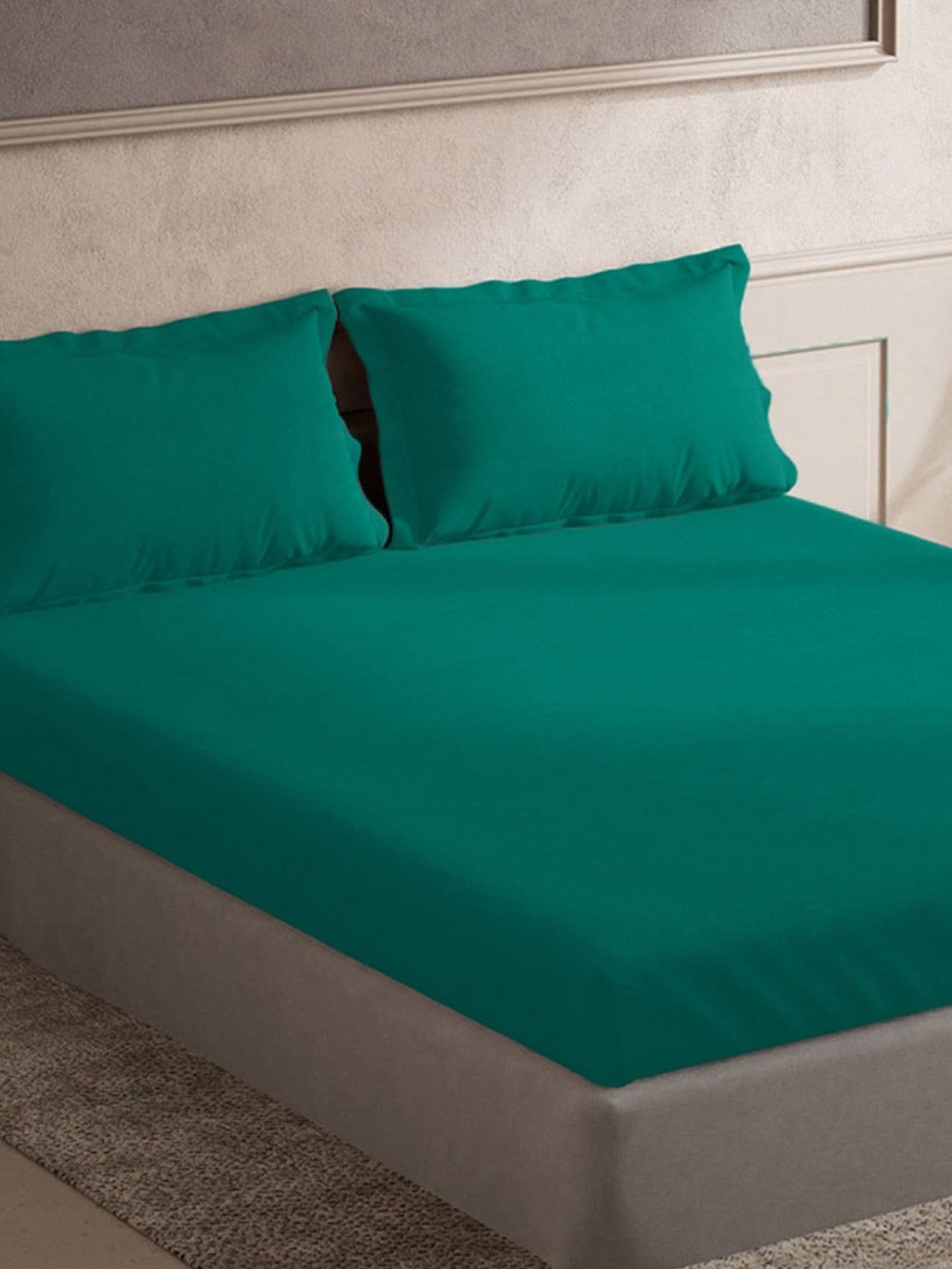 TARA Sparkling Homes Teal 300 TC Cotton King Bedsheet With 2 Pillow Covers